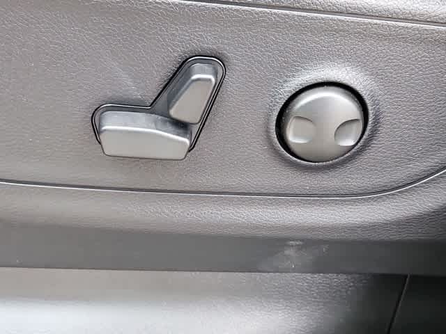 Thumbnail: 2026 RAM 1500 - 18