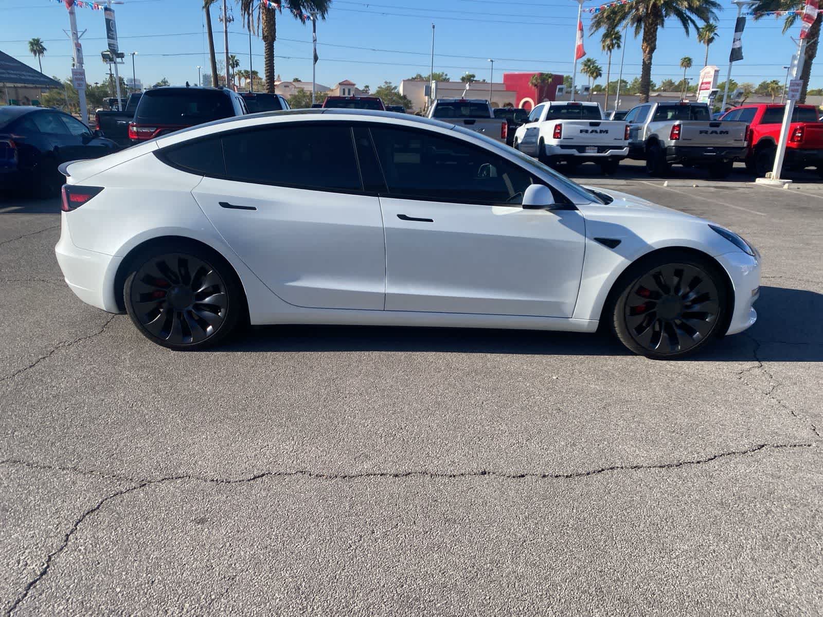 Thumbnail: 2022 Tesla Model 3 - 4