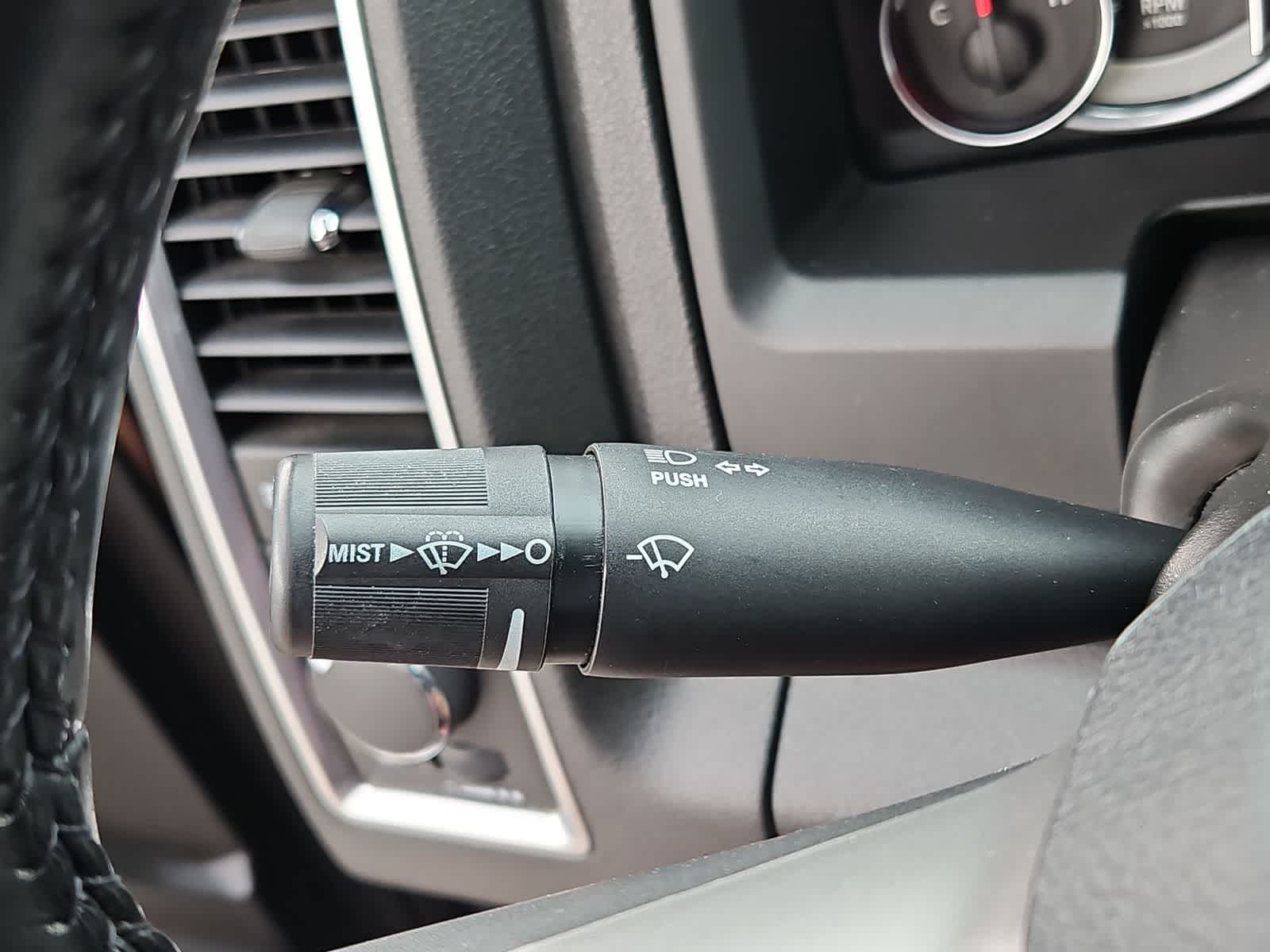 Thumbnail: 2024 RAM 1500 Classic - 27