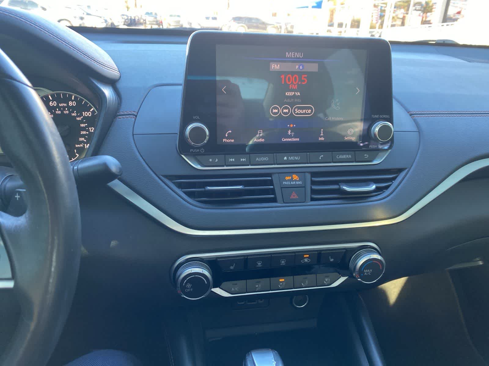 Thumbnail: 2019 Nissan Altima - 15
