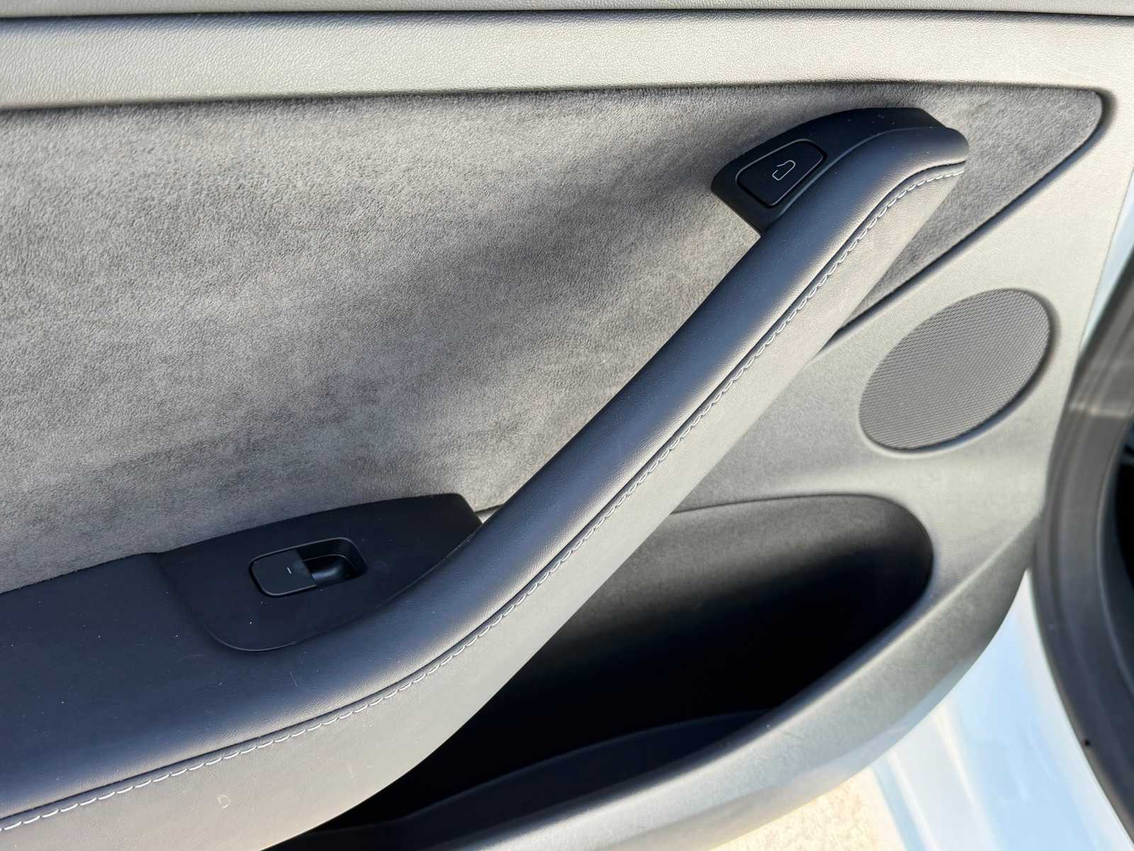 Thumbnail: 2023 Tesla Model 3 - 23