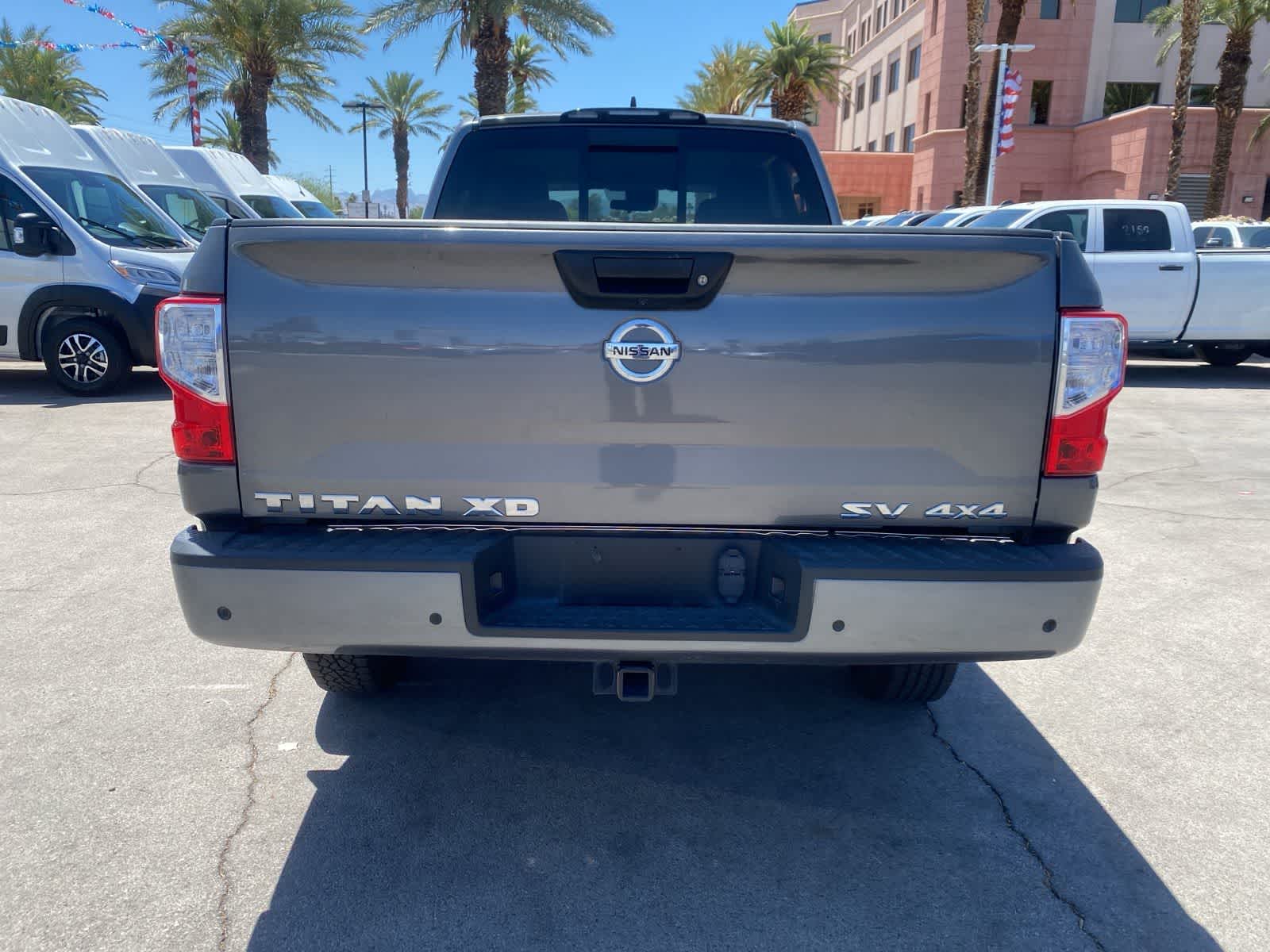 2022 Nissan Titan SV 7