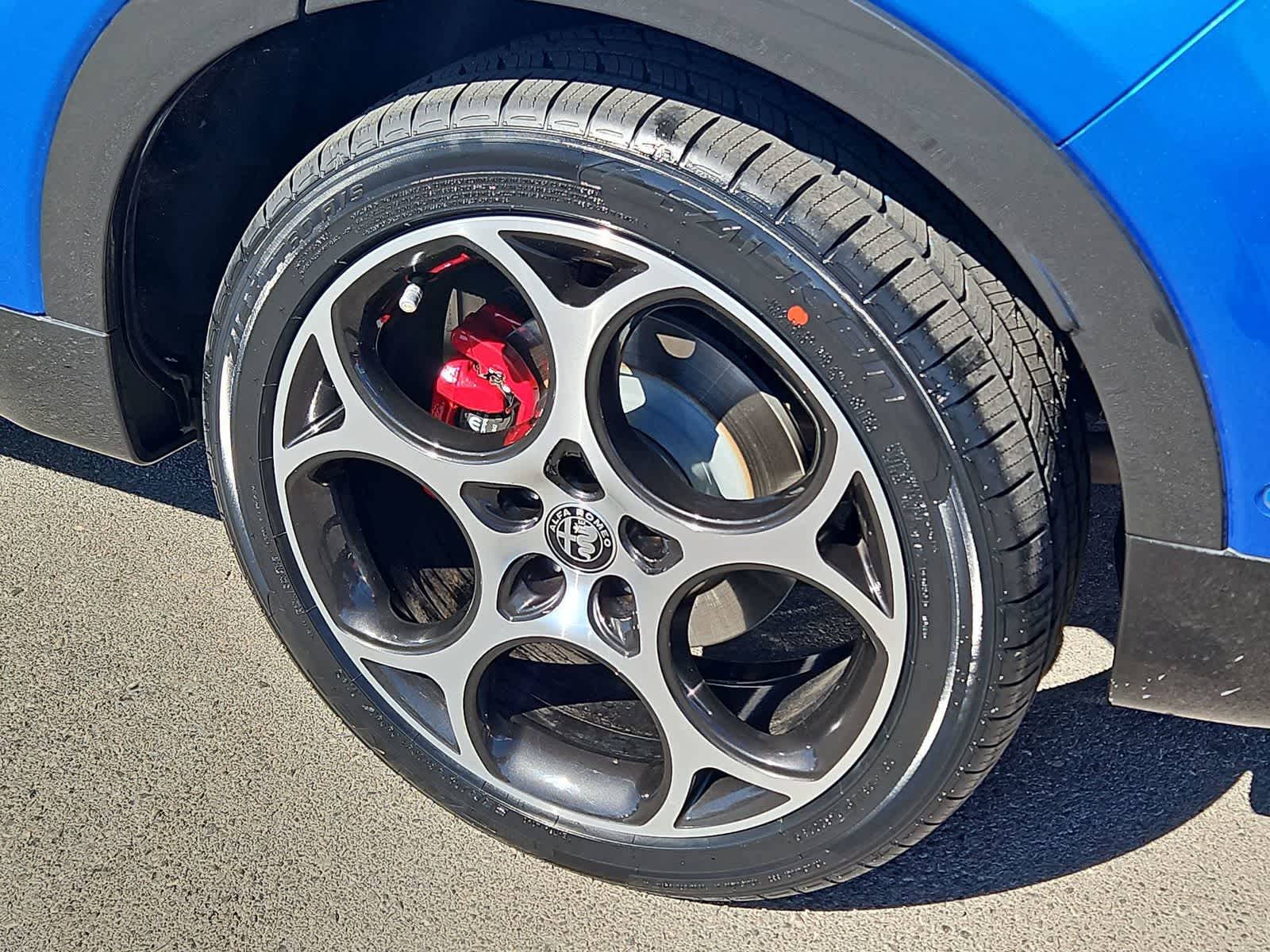 Thumbnail: 2024 Alfa Romeo Tonale - 14