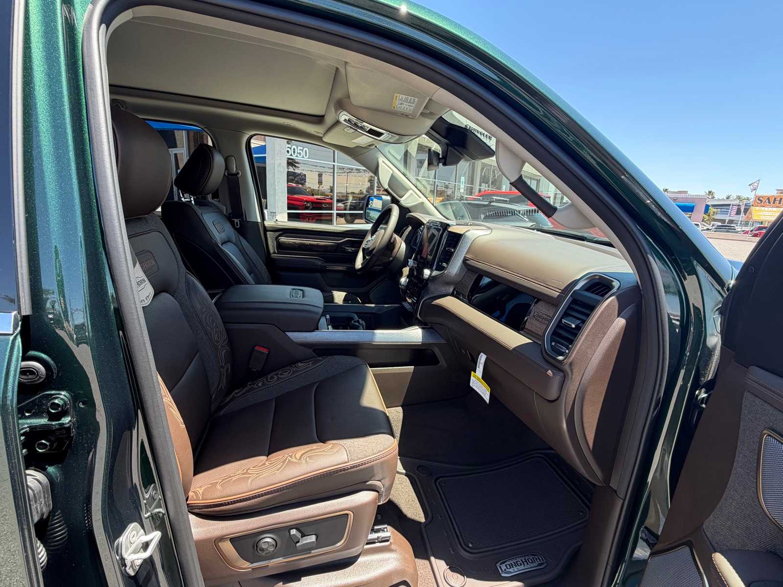 Thumbnail: 2026 RAM 1500 - 17