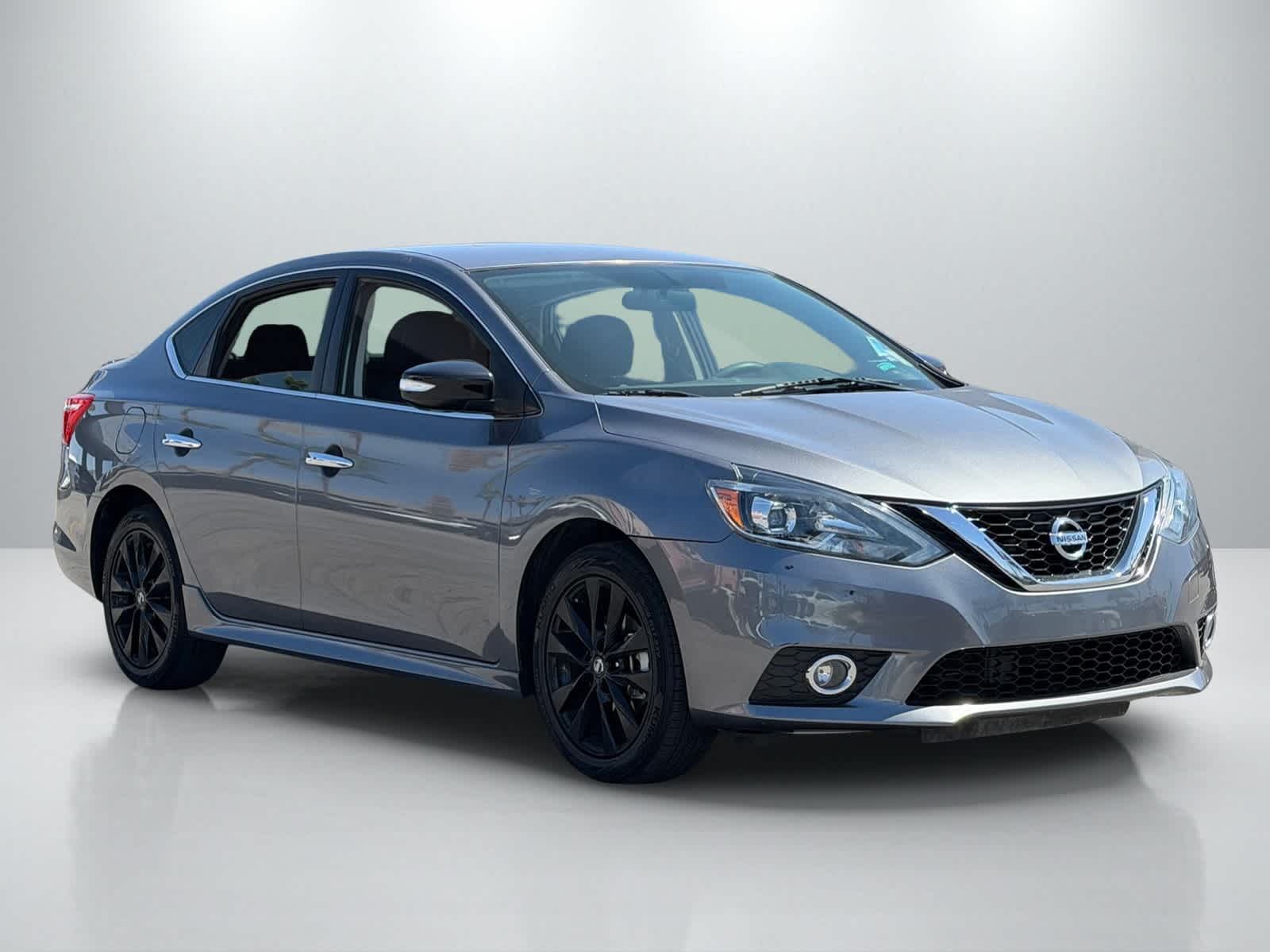 Thumbnail: 2017 Nissan Sentra - 10