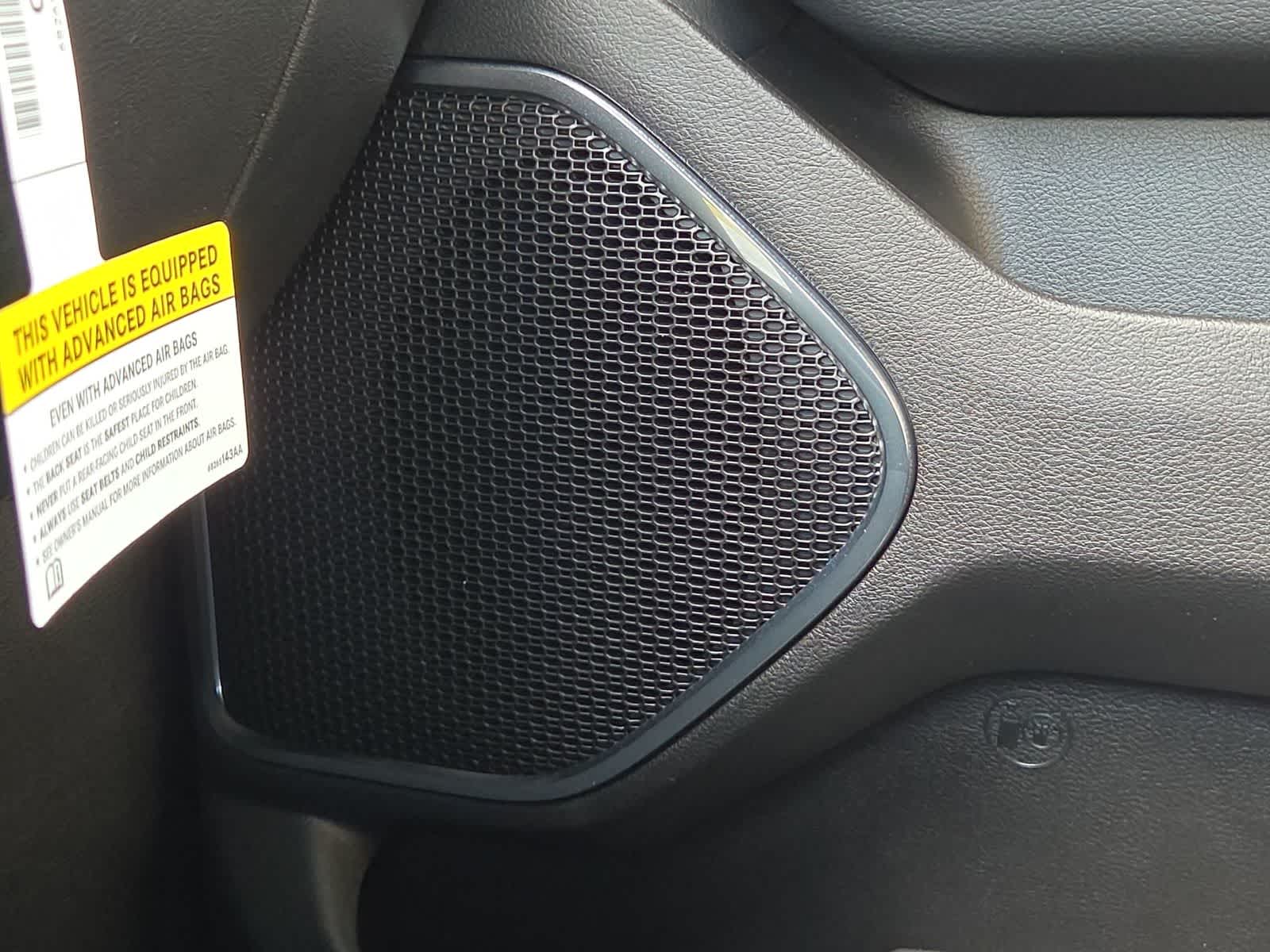 Thumbnail: 2026 RAM 1500 - 33