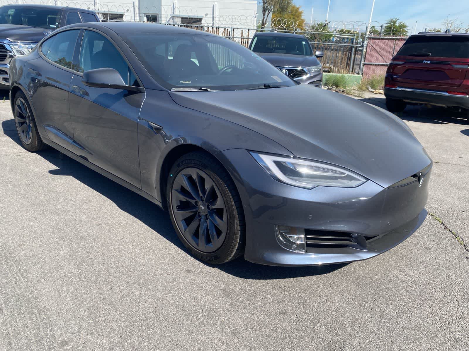 Thumbnail: 2020 Tesla Model S - 4