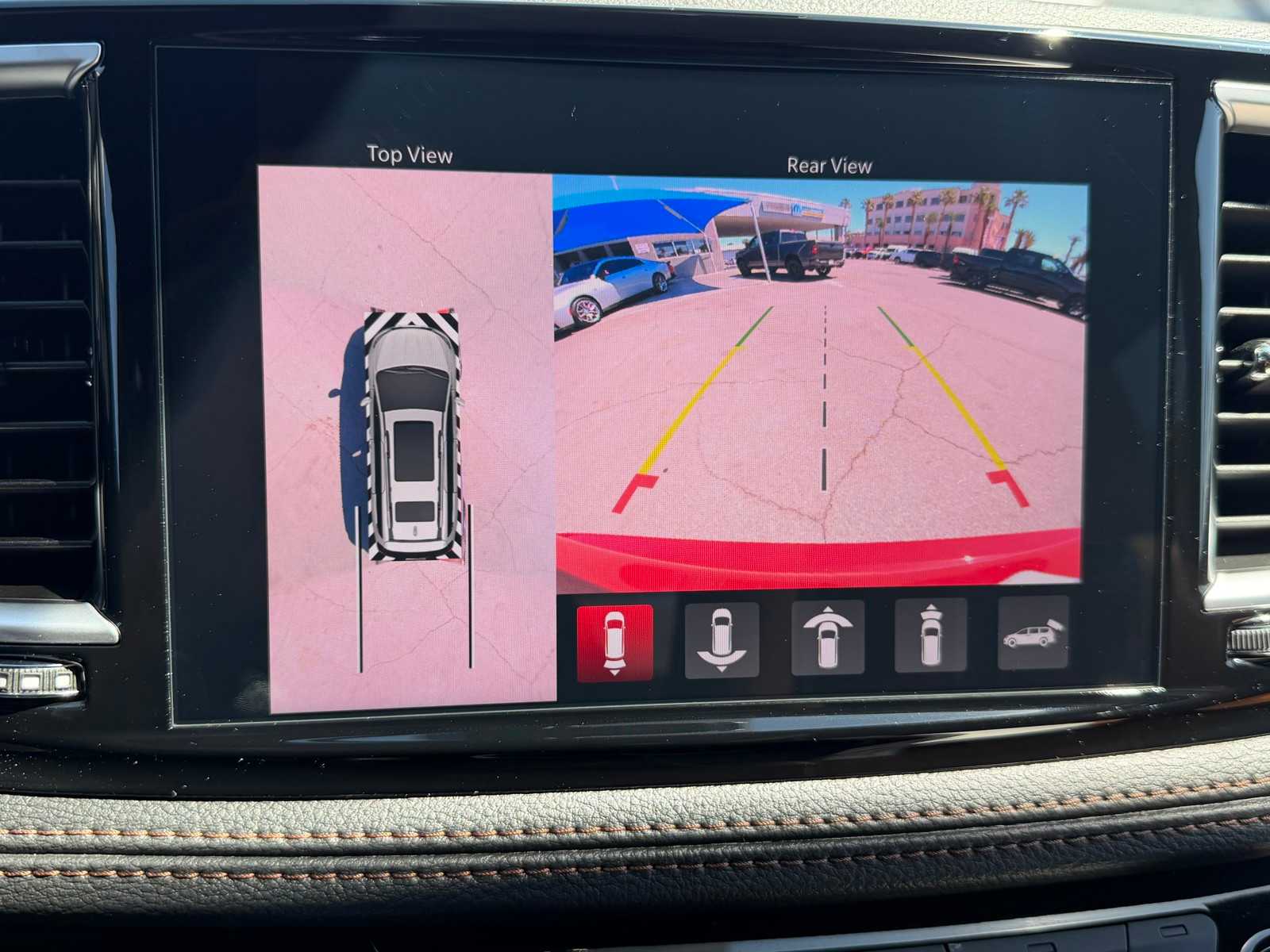 Thumbnail: 2026 Chrysler Pacifica - 38