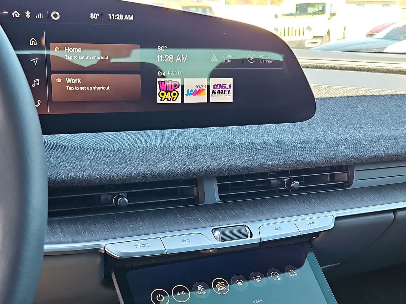 Thumbnail: 2024 Lucid Air - 26