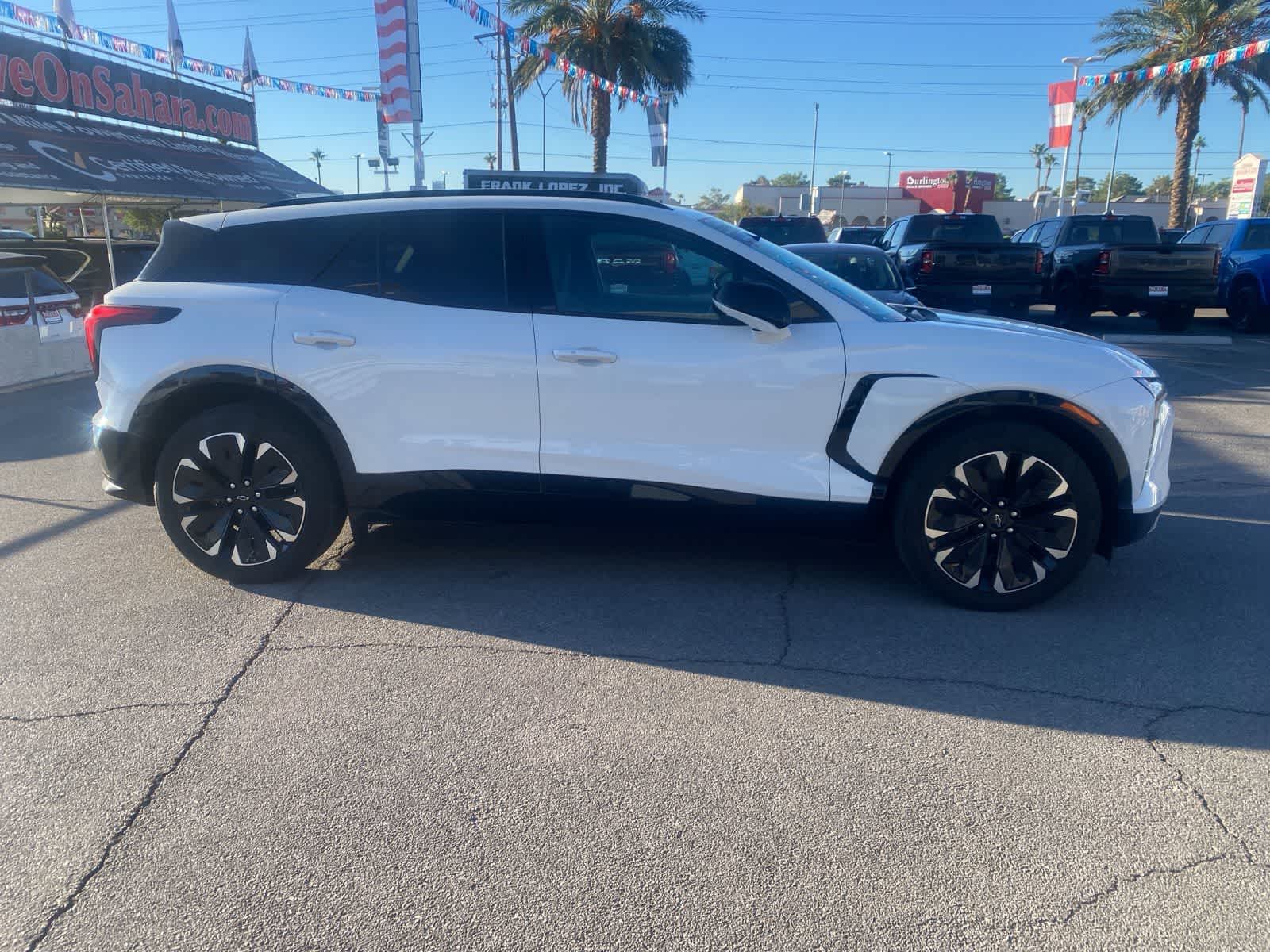 Thumbnail: 2024 Chevrolet Blazer EV - 4