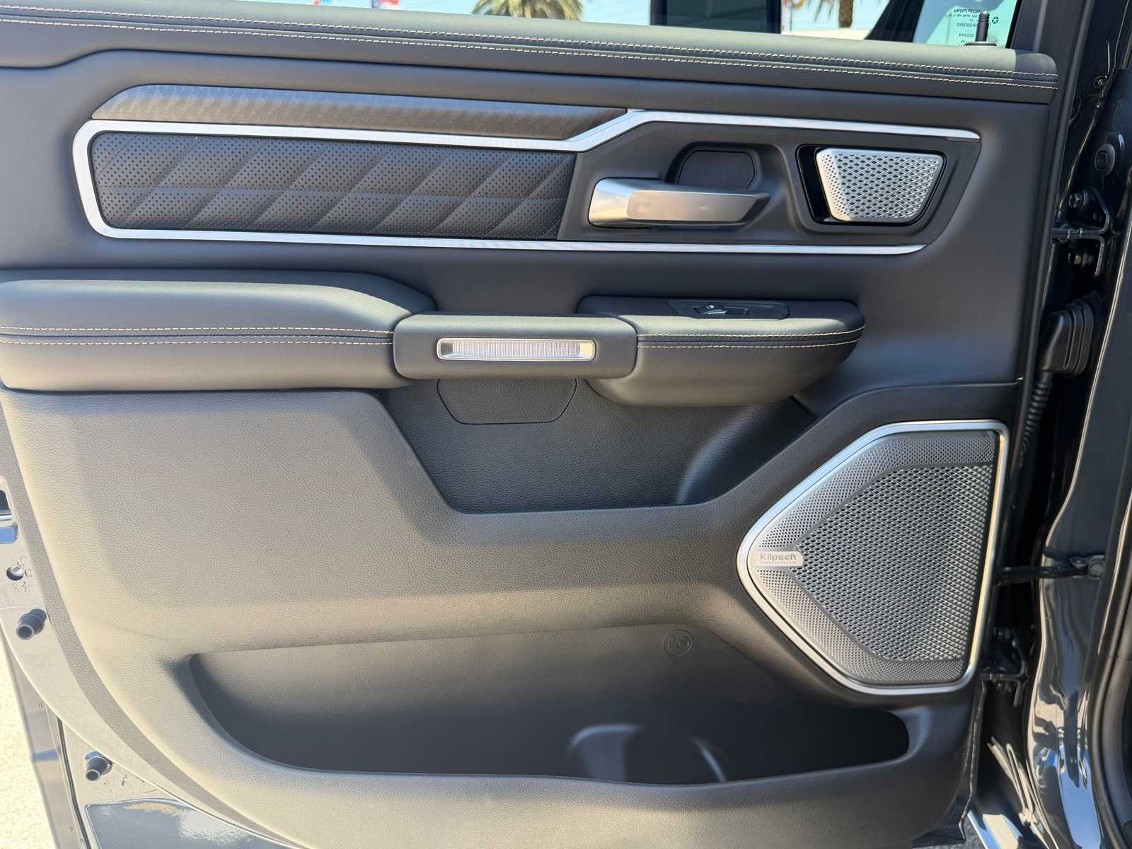 Thumbnail: 2026 RAM 1500 - 28