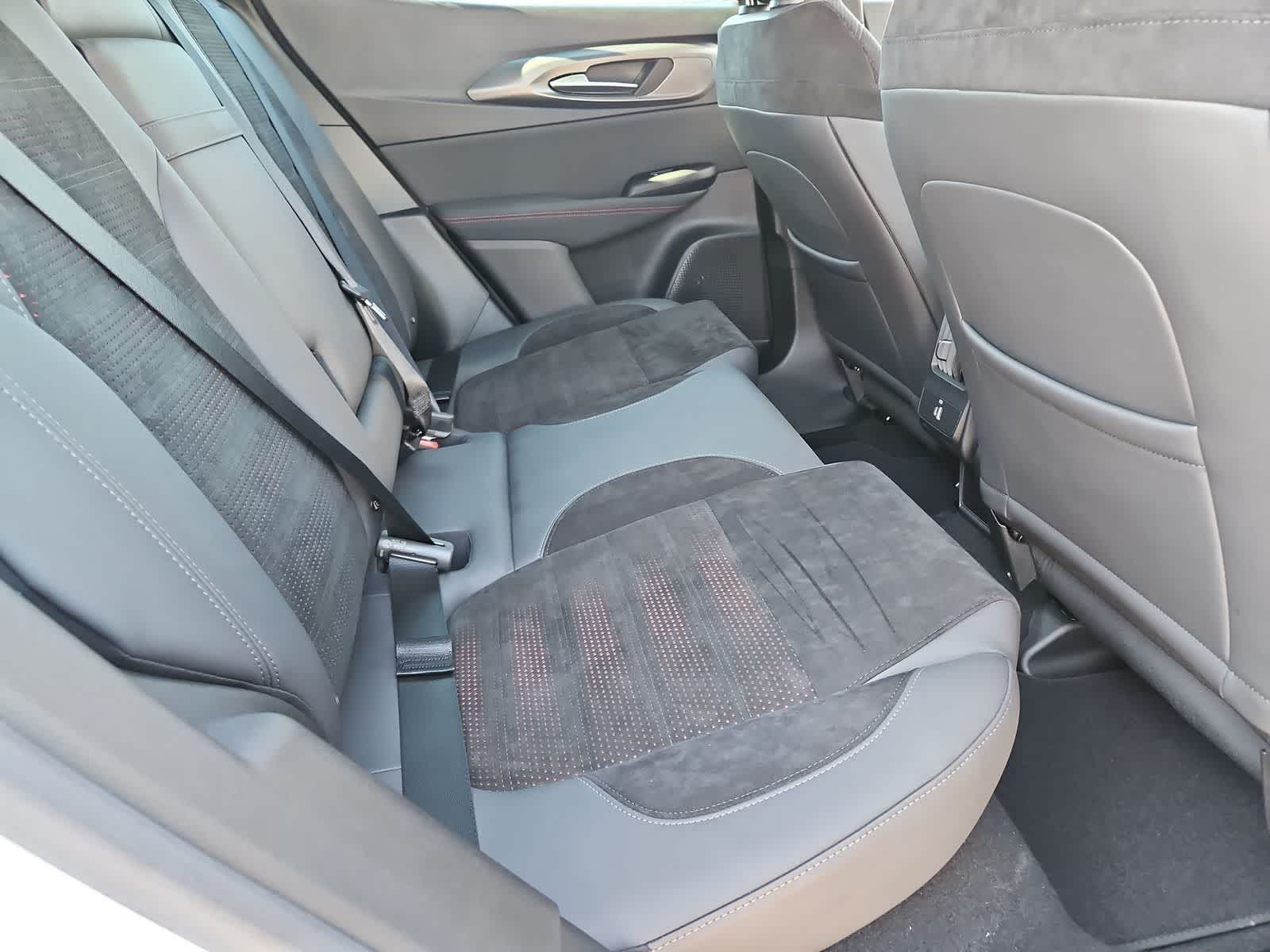 Thumbnail: 2024 Dodge Hornet - 20