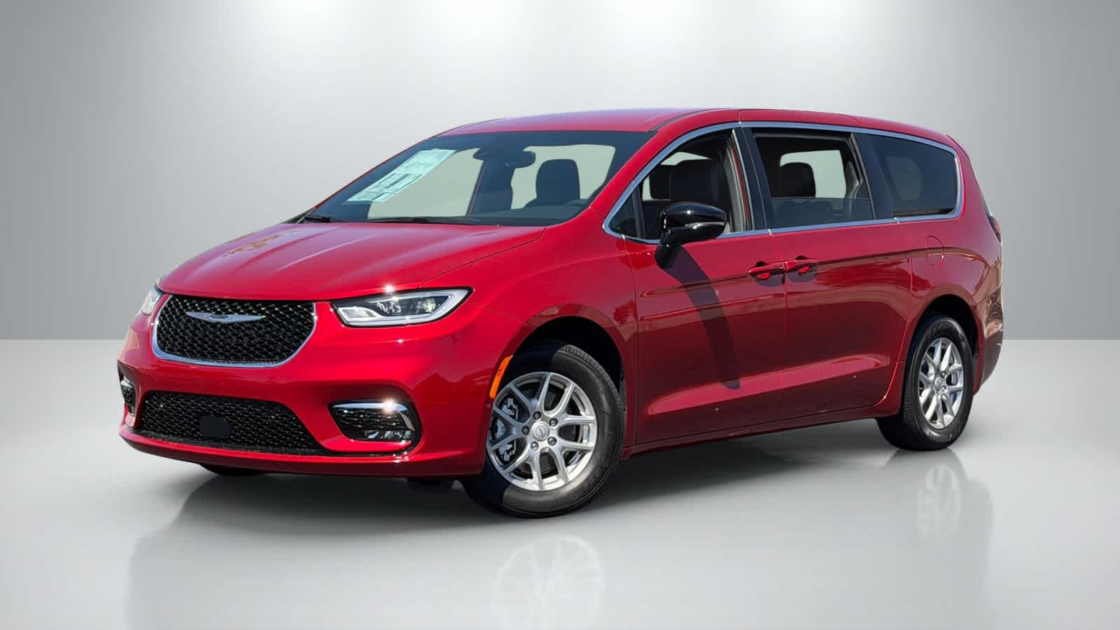 2026 Chrysler Pacifica Select's photo