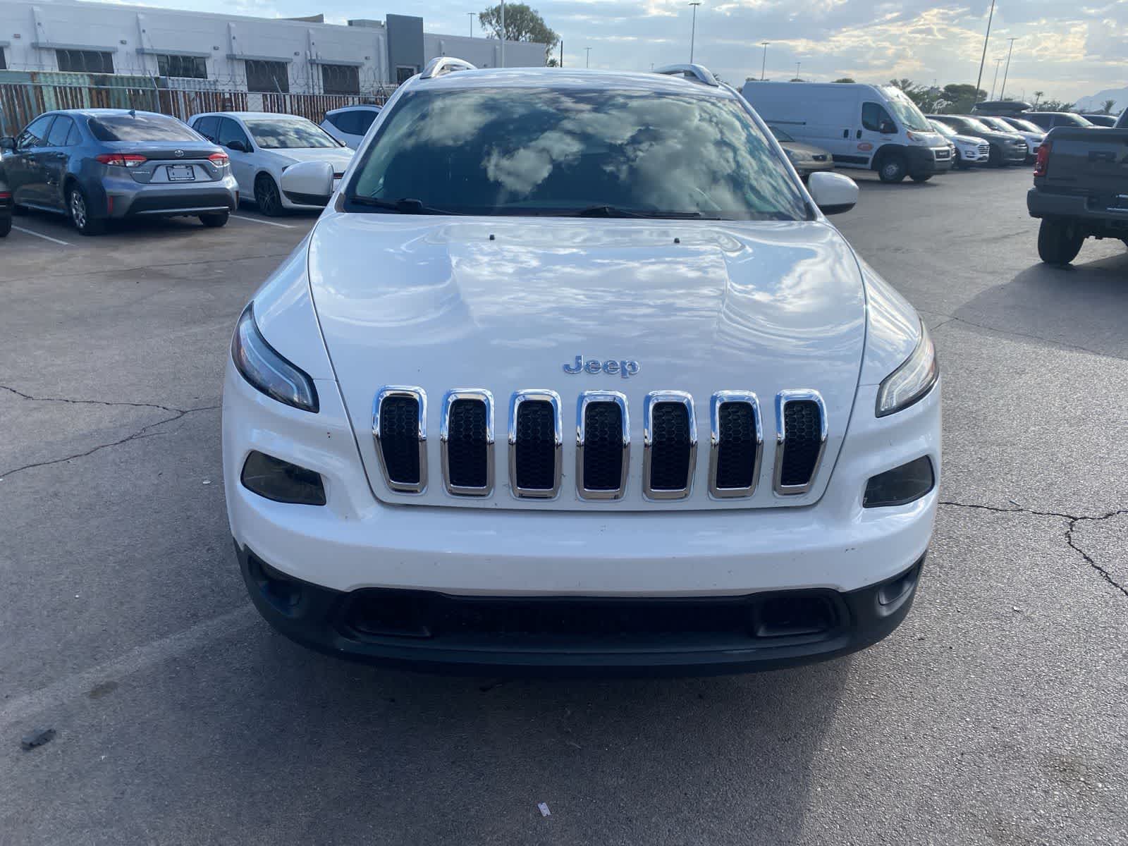 Thumbnail: 2017 Jeep Cherokee - 2
