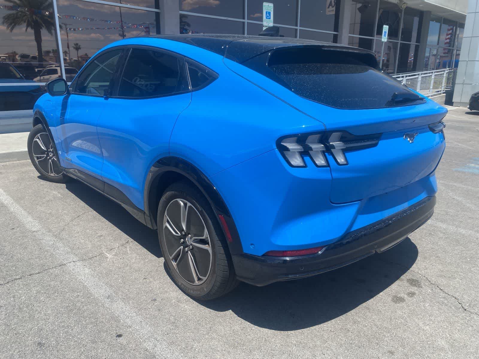 2023 Ford Mustang Mach-E Premium 8