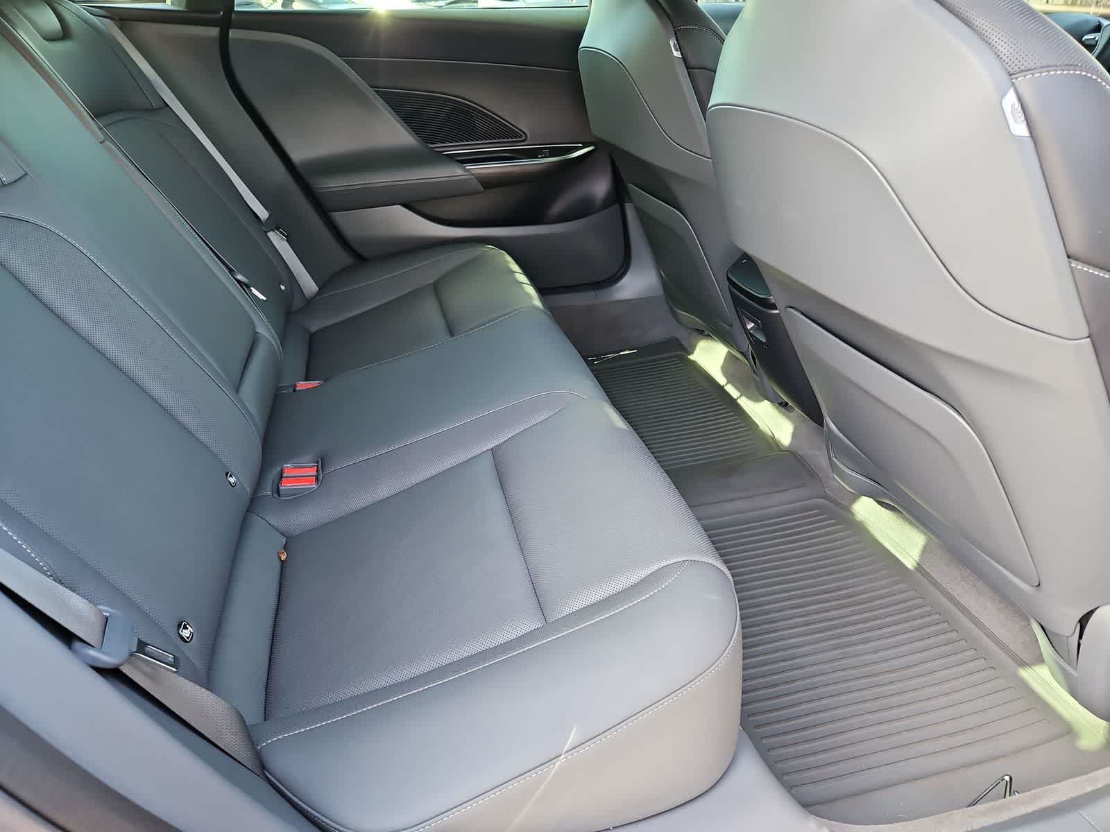 Thumbnail: 2023 Lucid Air - 20