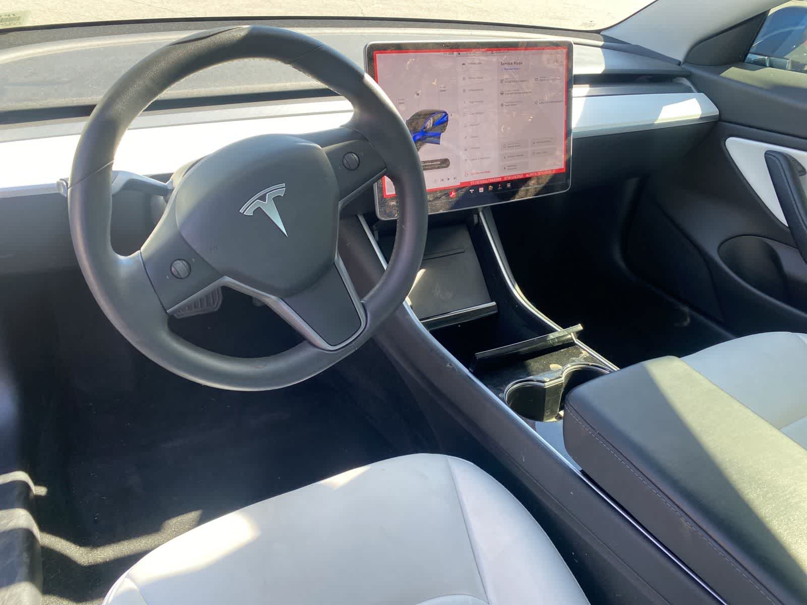 Thumbnail: 2020 Tesla Model 3 - 9