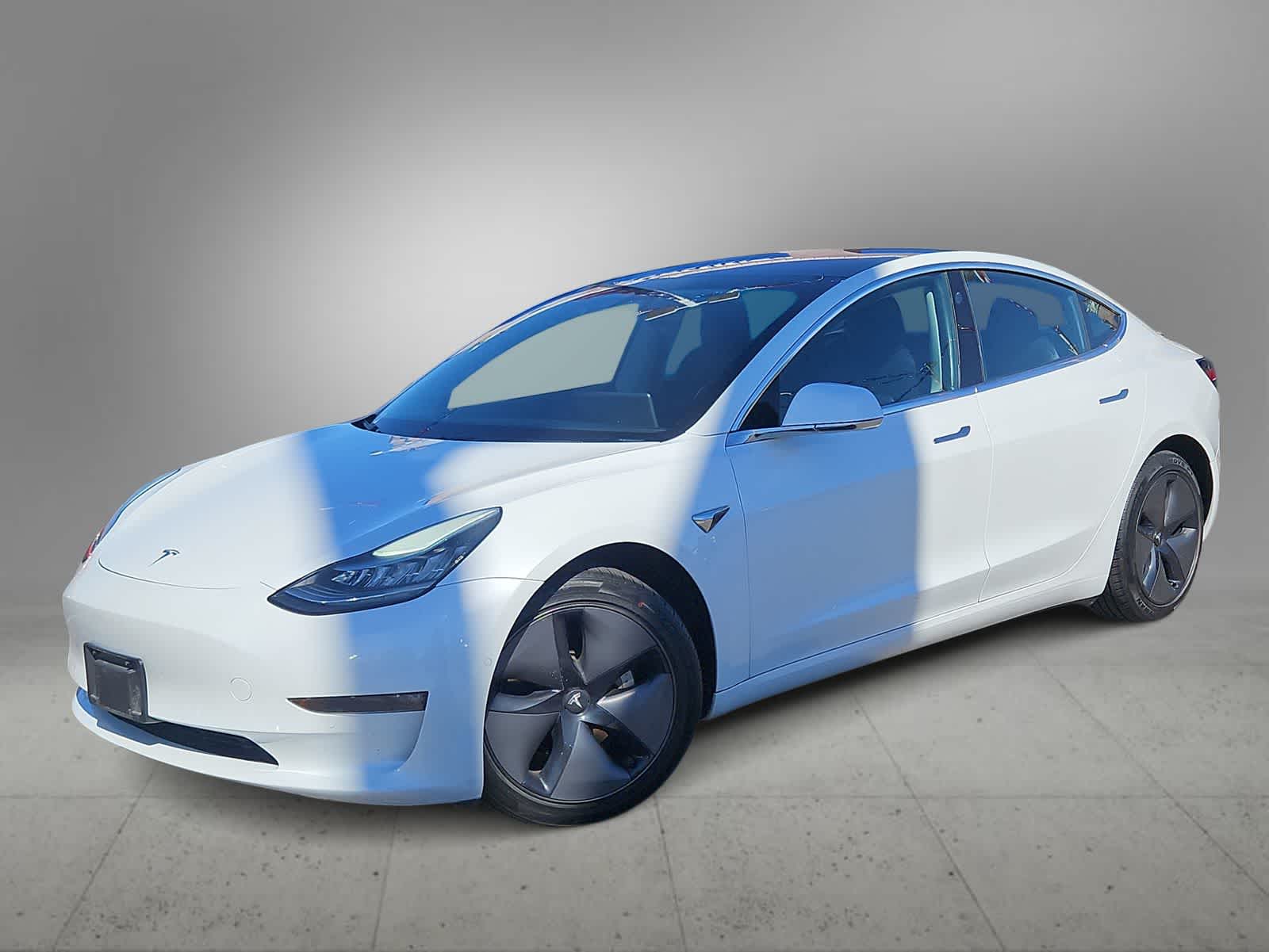 Thumbnail: 2018 Tesla Model 3 - 1