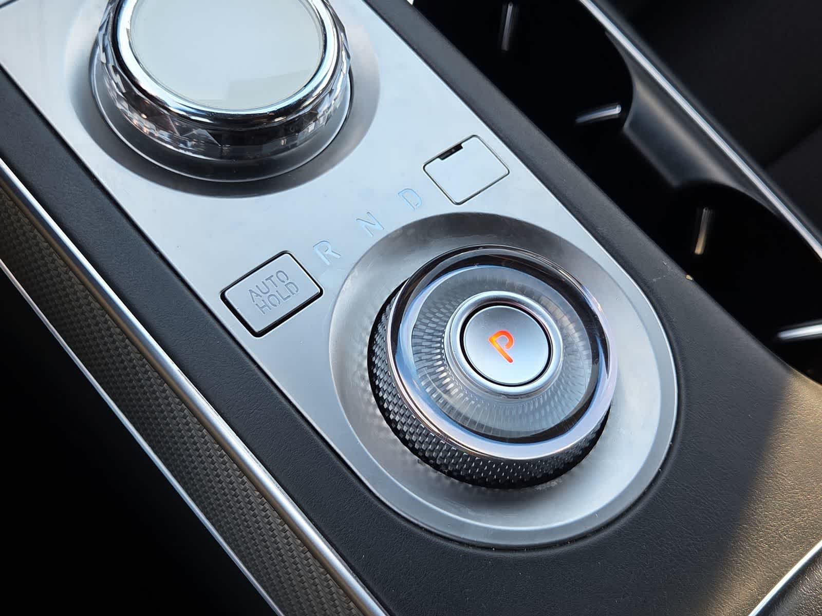 Thumbnail: 2023 Genesis GV70 - 33