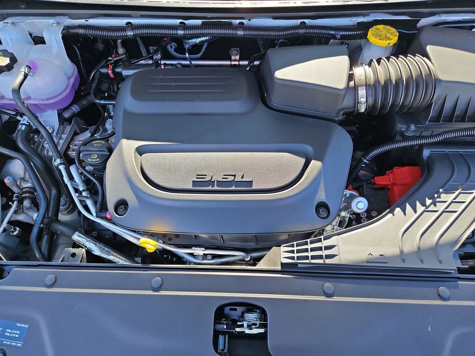 Thumbnail: 2026 Chrysler Pacifica - 14