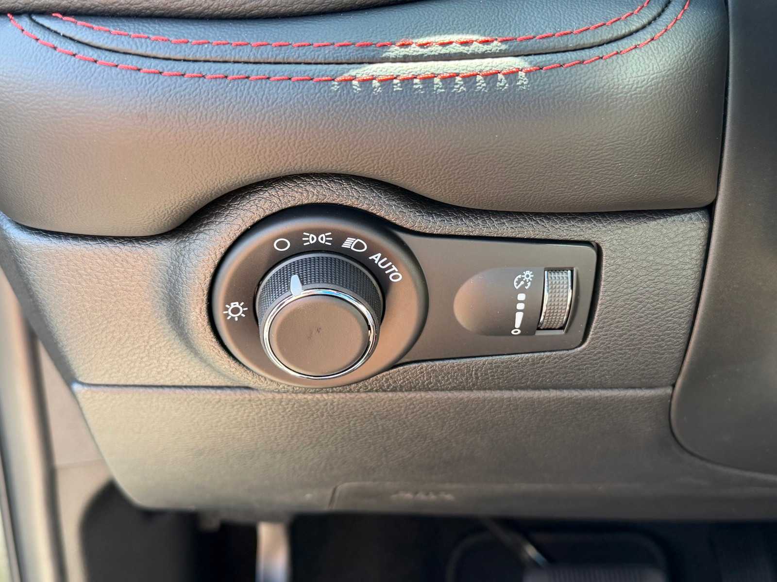 Thumbnail: 2026 Dodge Durango - 11