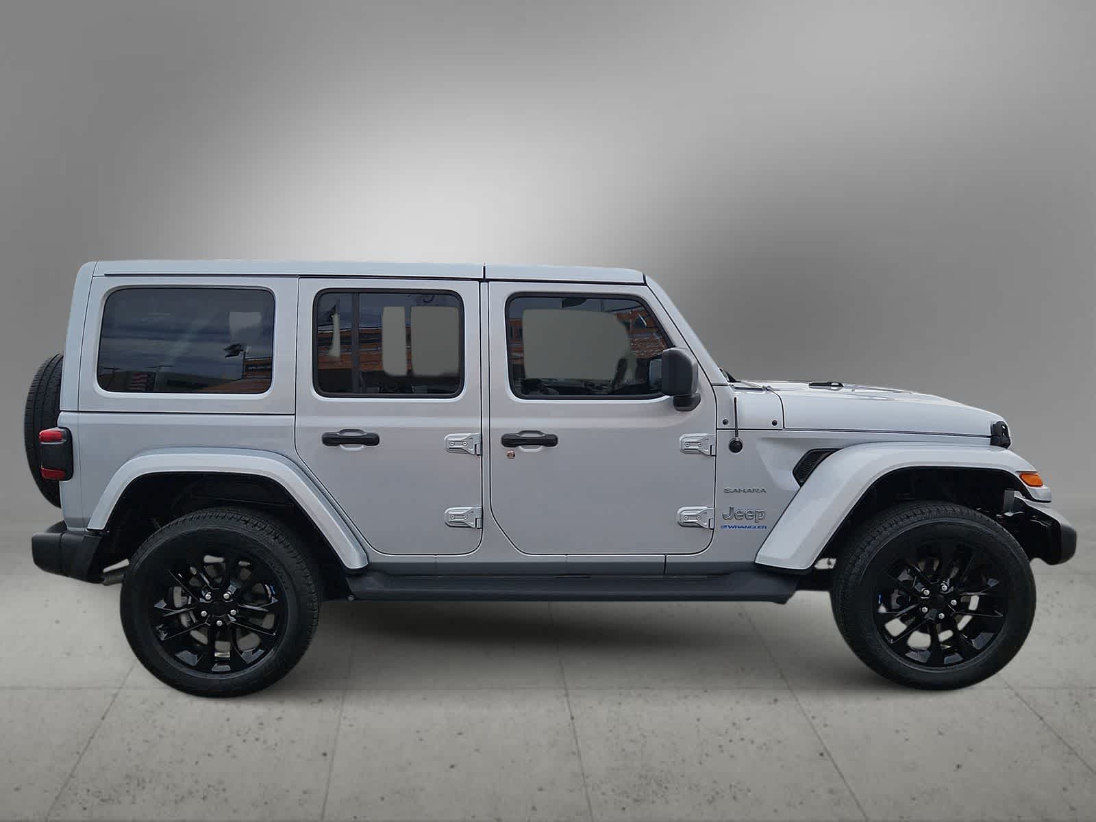 Thumbnail: 2023 Jeep Wrangler - 10
