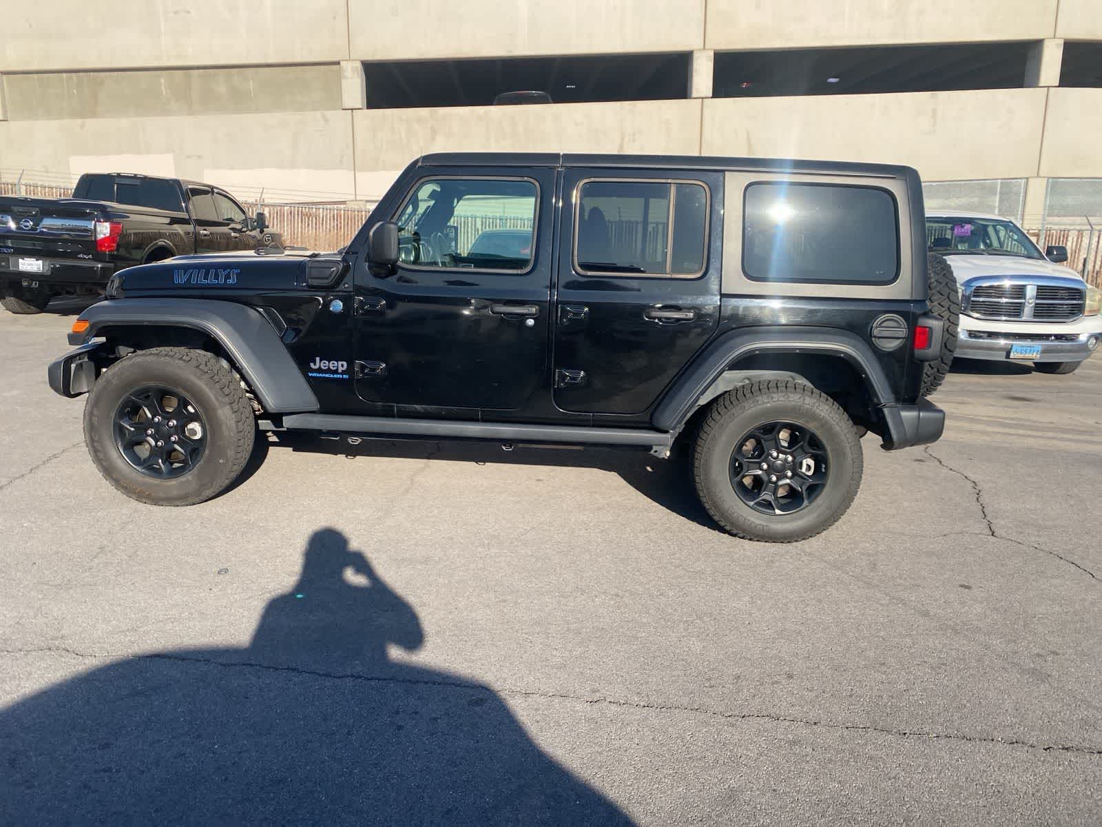 Thumbnail: 2023 Jeep Wrangler - 9