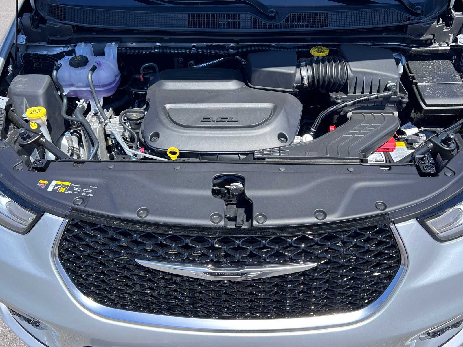 Thumbnail: 2026 Chrysler Pacifica - 34