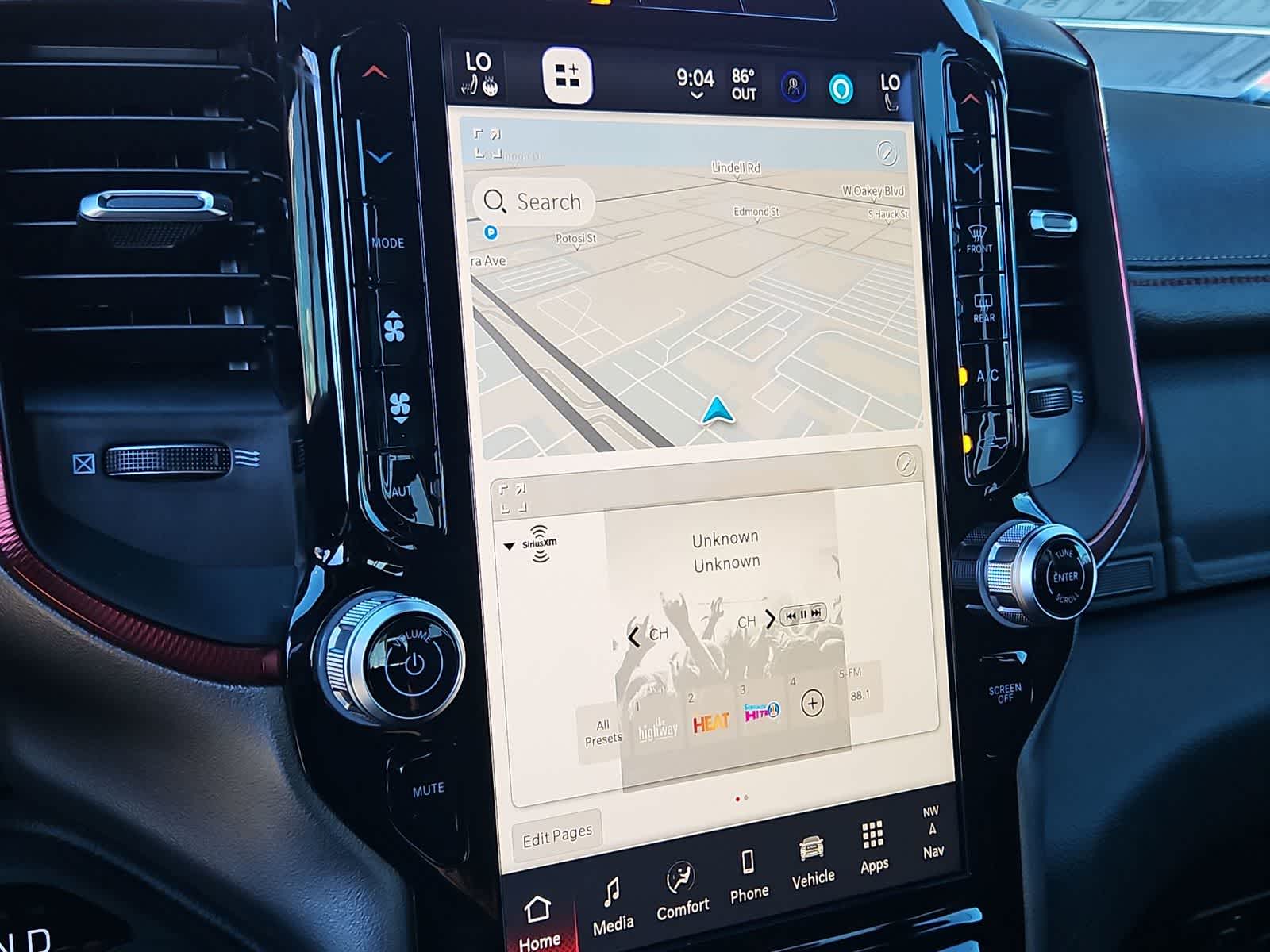 Thumbnail: 2026 RAM 1500 - 27