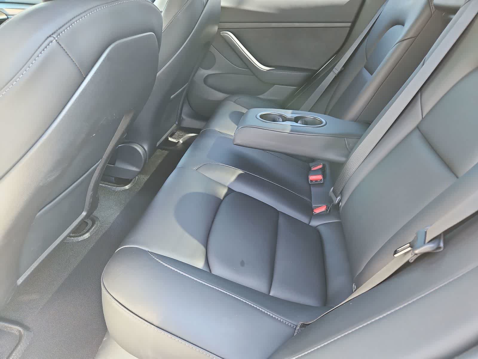 Thumbnail: 2022 Tesla Model 3 - 18