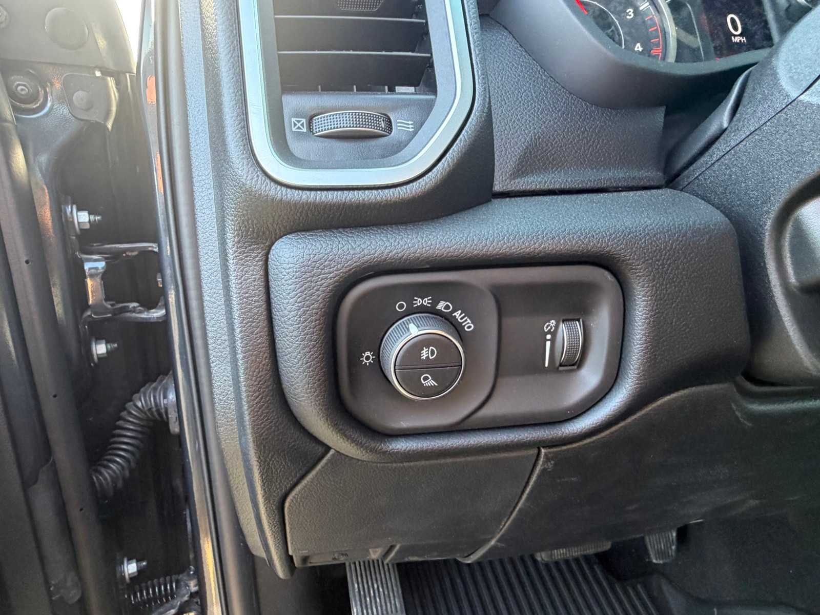 Thumbnail: 2026 RAM 2500 - 32