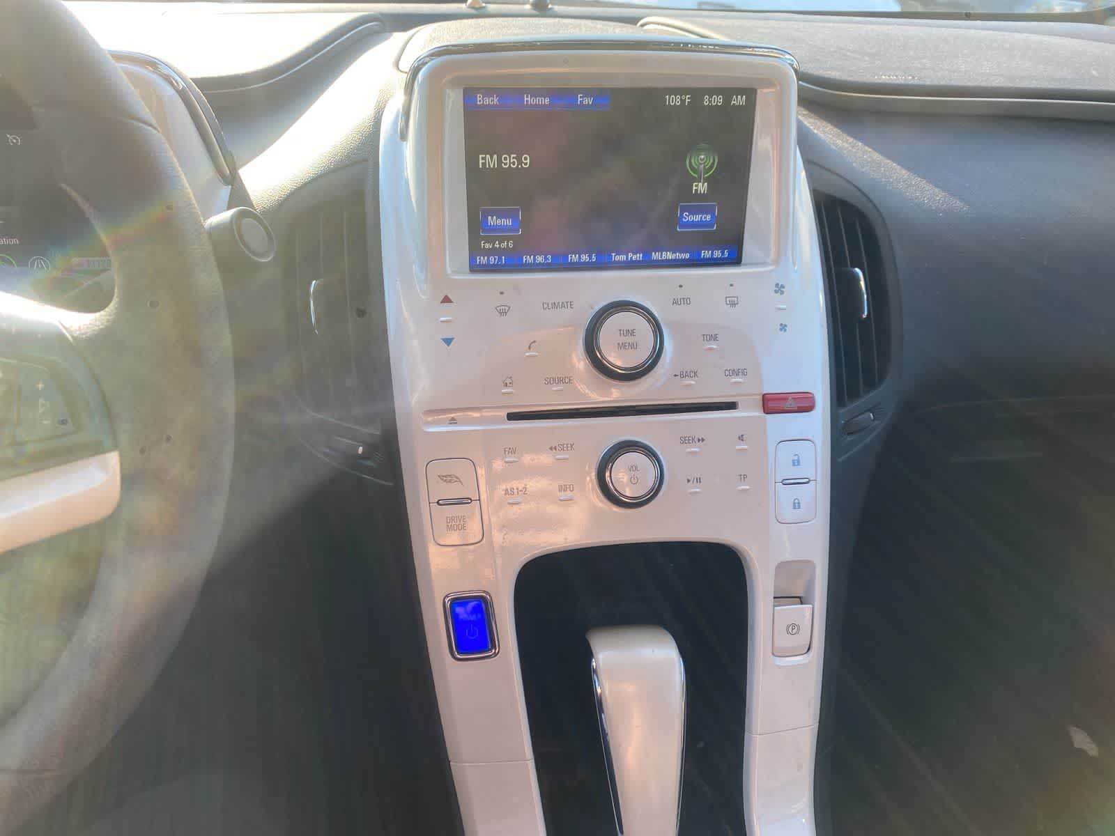 Thumbnail: 2013 Chevrolet Volt - 14