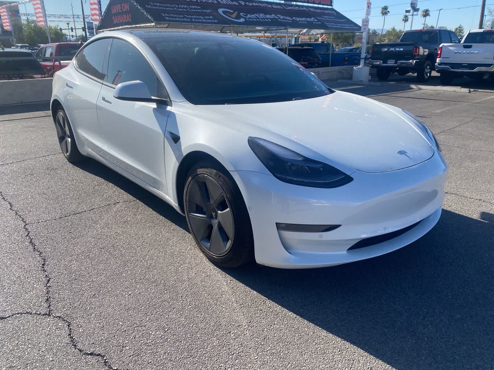 Thumbnail: 2021 Tesla Model 3 - 4