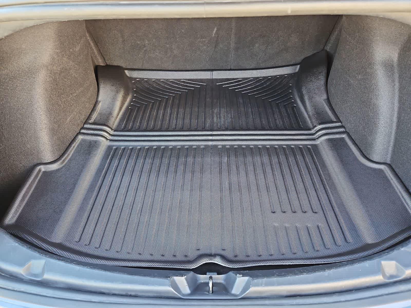 Thumbnail: 2021 Tesla Model 3 - 32