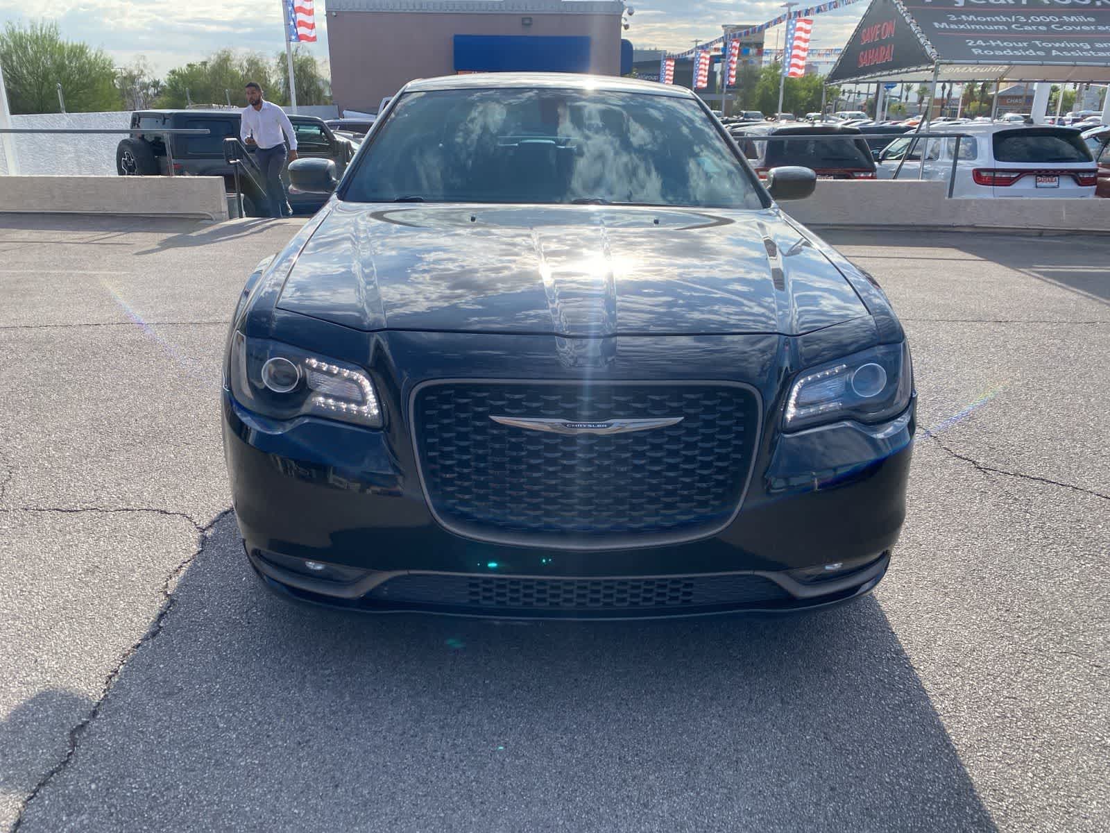 Thumbnail: 2016 Chrysler 300 - 2