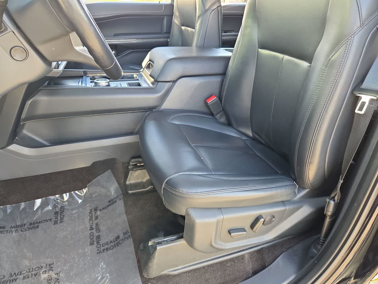 Thumbnail: 2022 Ford Expedition MAX - 17