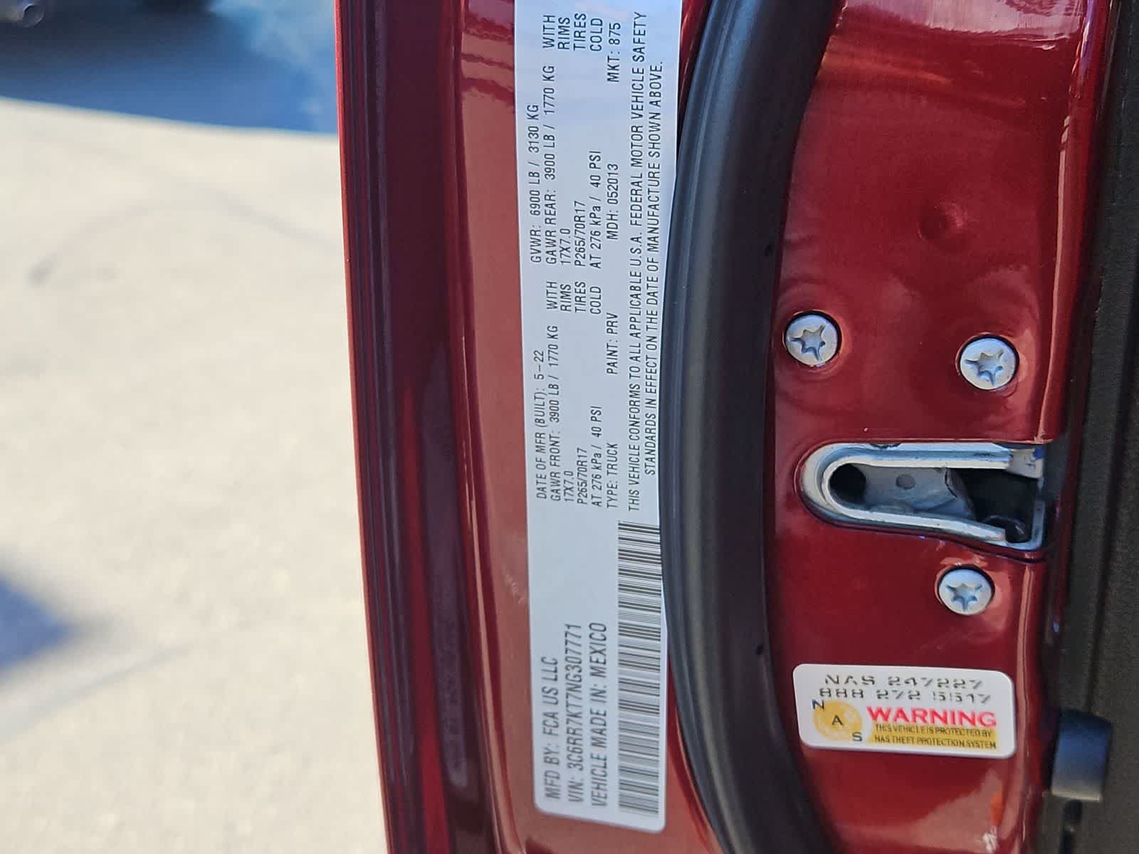 Thumbnail: 2022 RAM 1500 Classic - 34