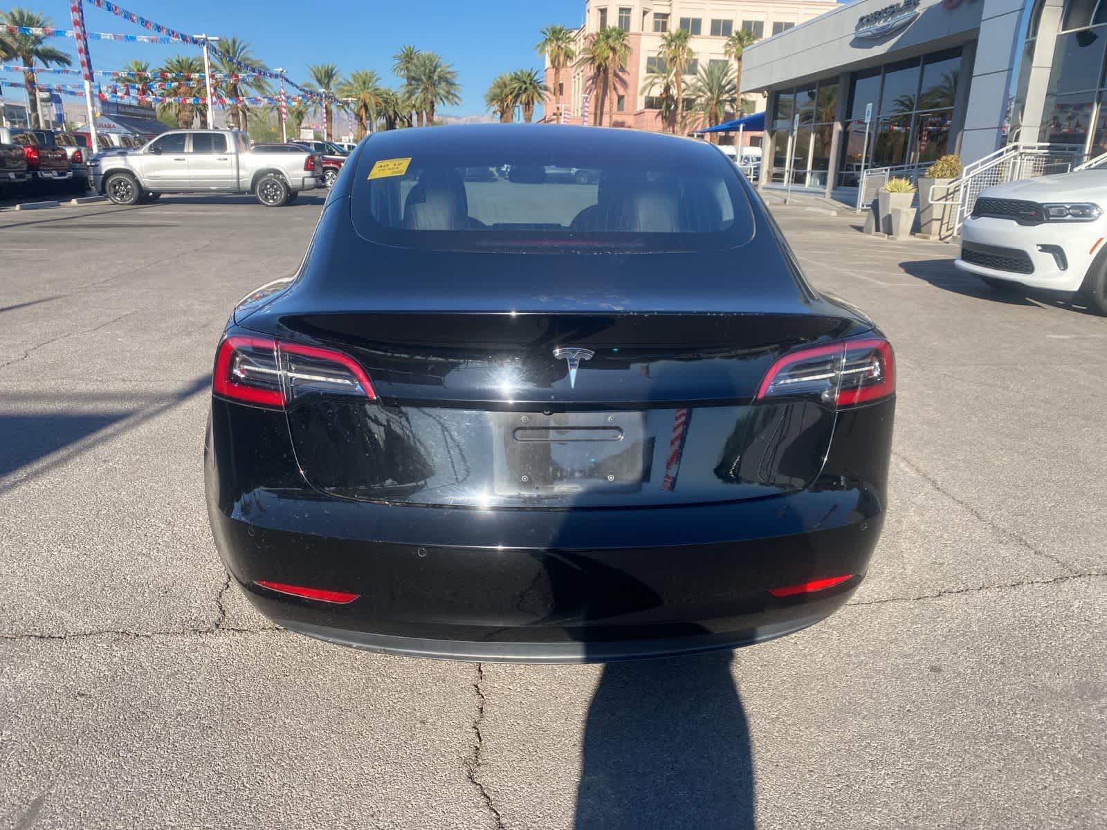 Thumbnail: 2018 Tesla Model 3 - 8