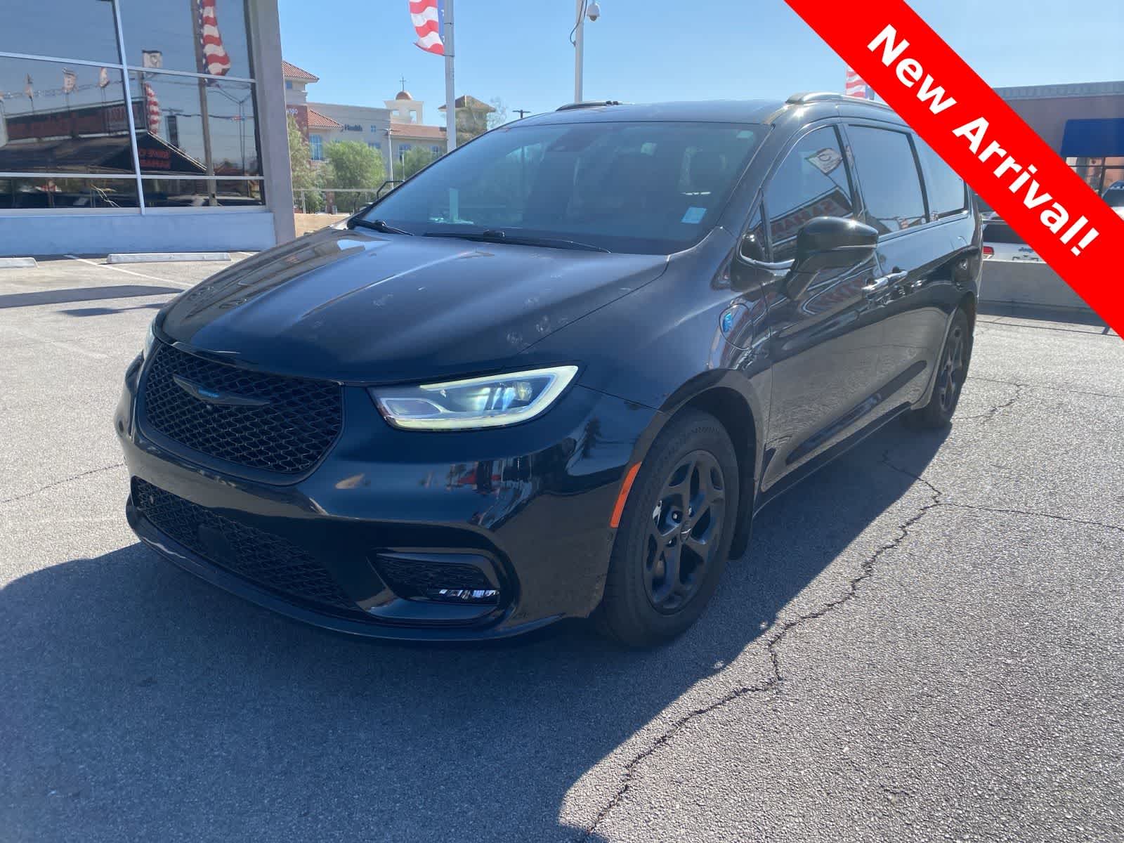 Thumbnail: 2021 Chrysler Pacifica - 1