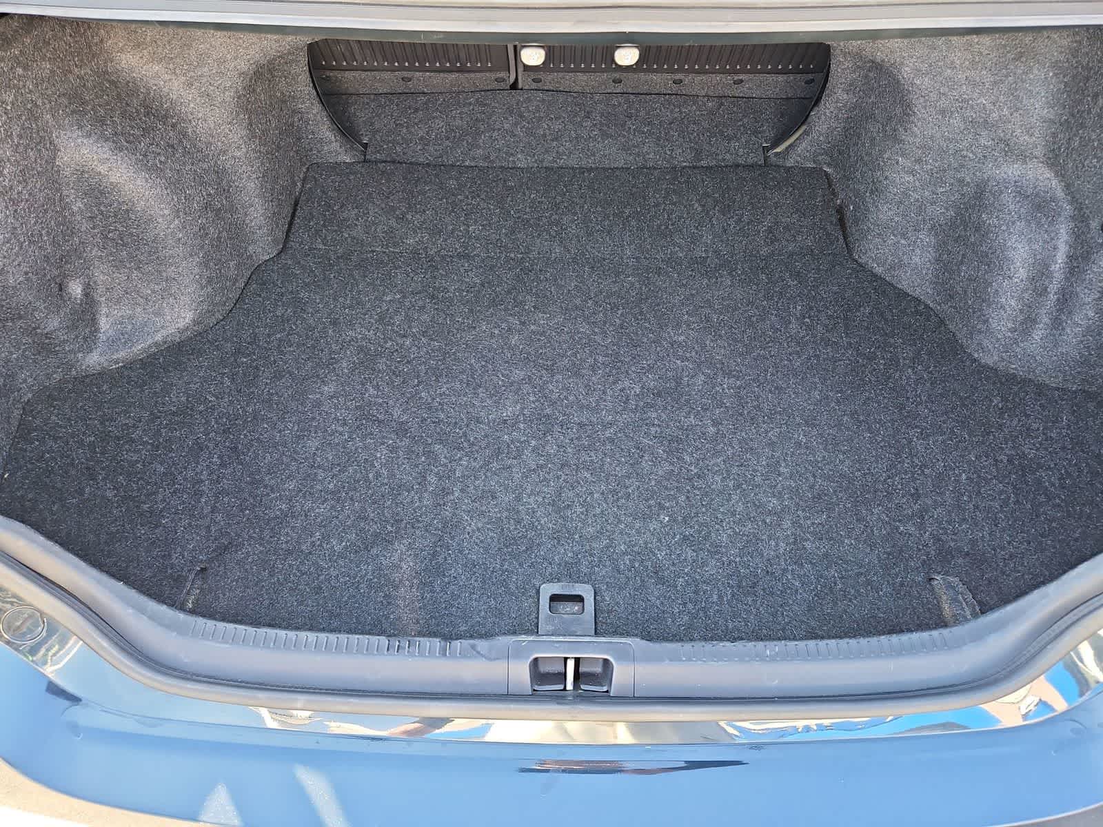 Thumbnail: 2017 Toyota Camry - 35