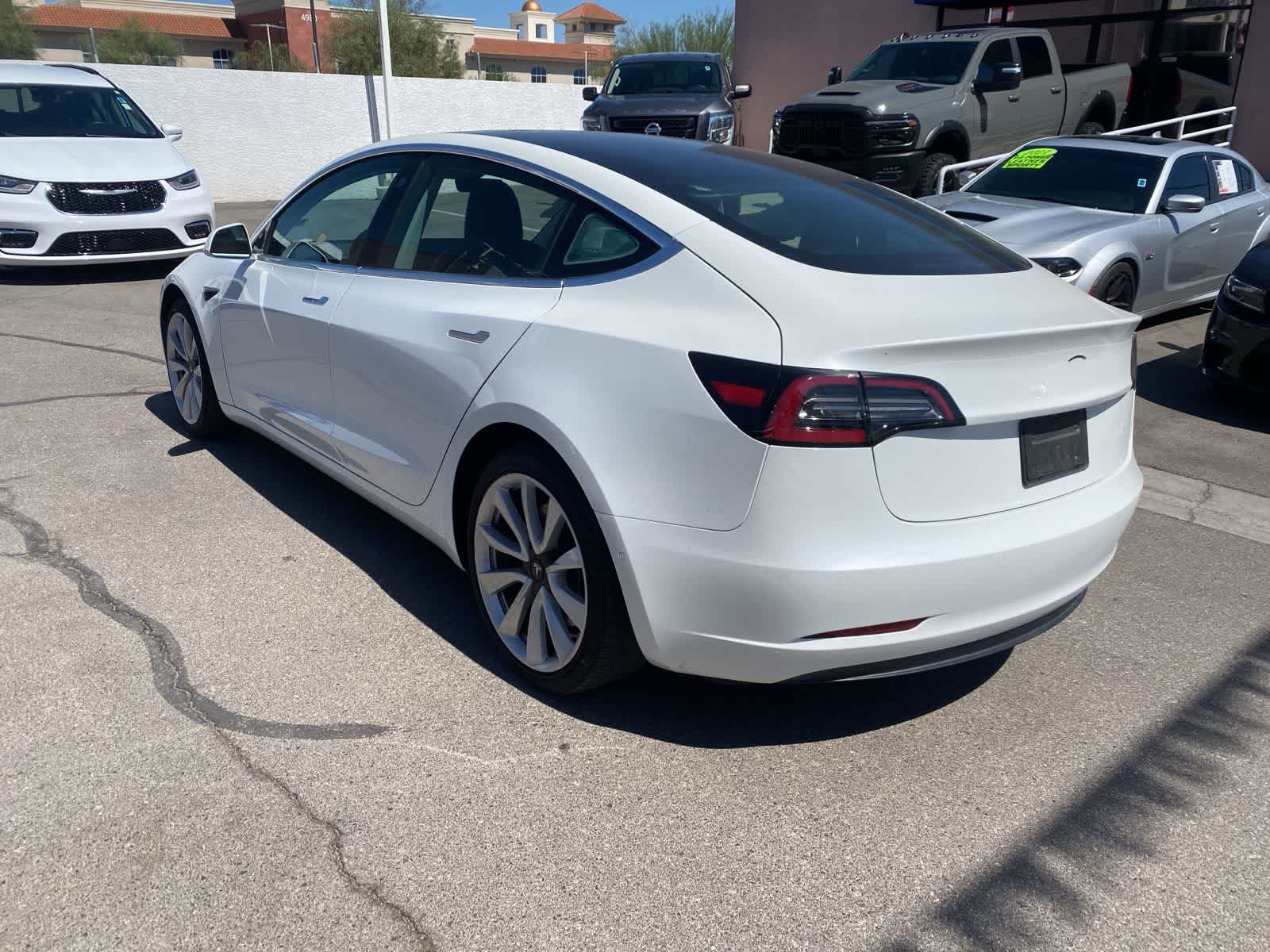 Thumbnail: 2019 Tesla Model 3 - 9