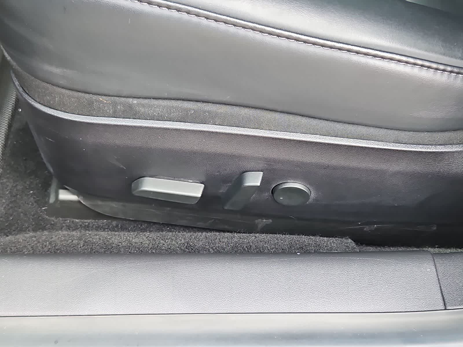 Thumbnail: 2019 Tesla Model 3 - 17