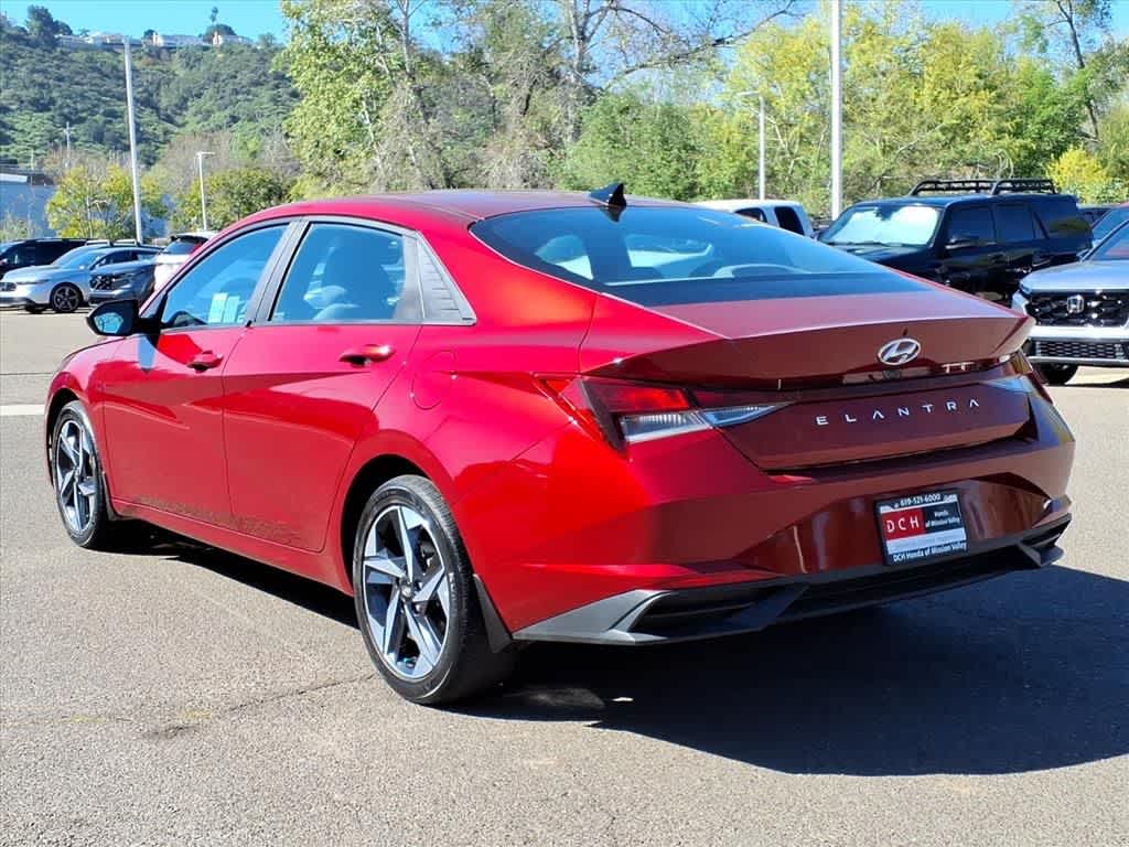 Thumbnail: 2023 Hyundai Elantra - 7