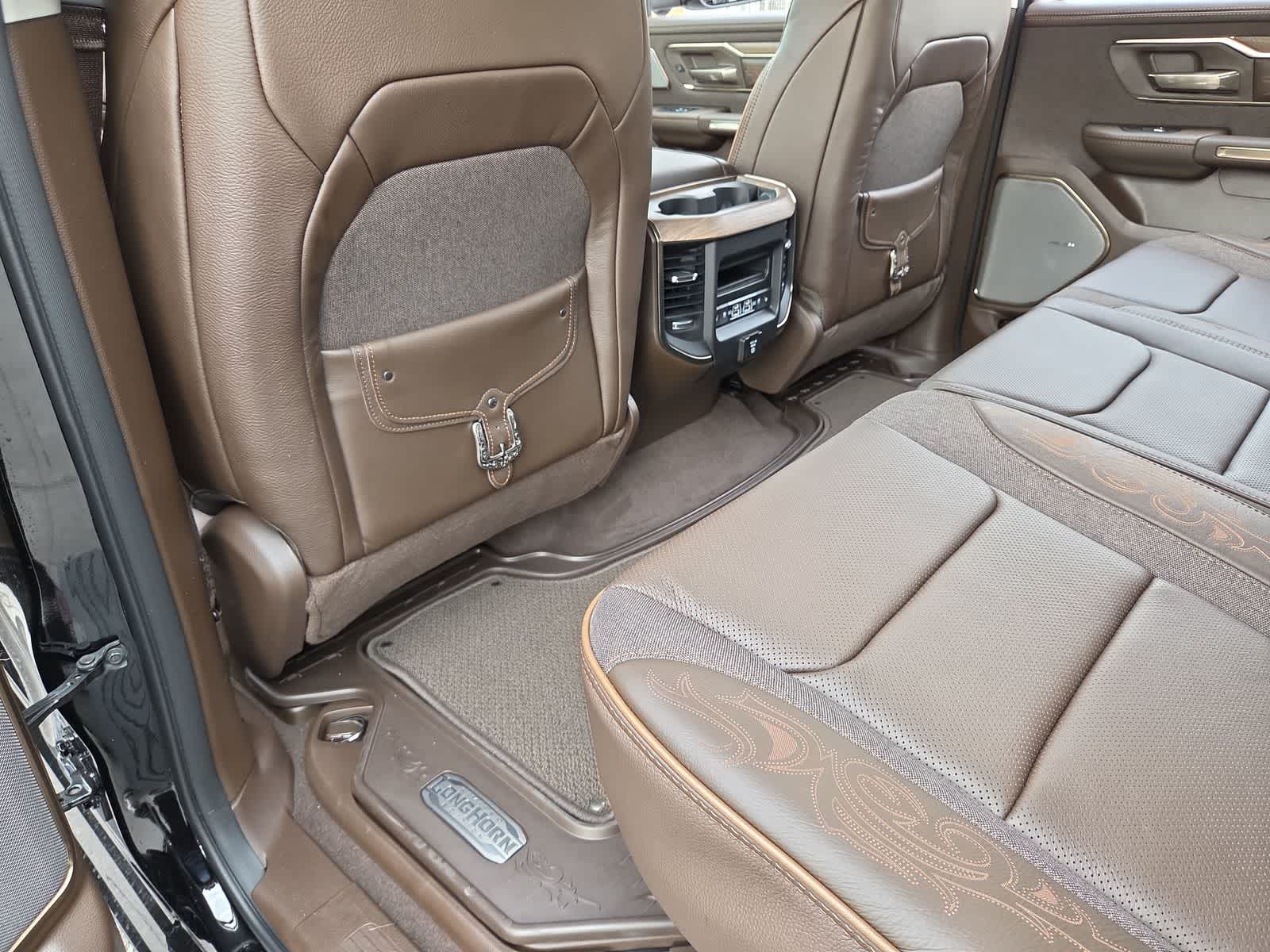 Thumbnail: 2026 RAM 1500 - 18