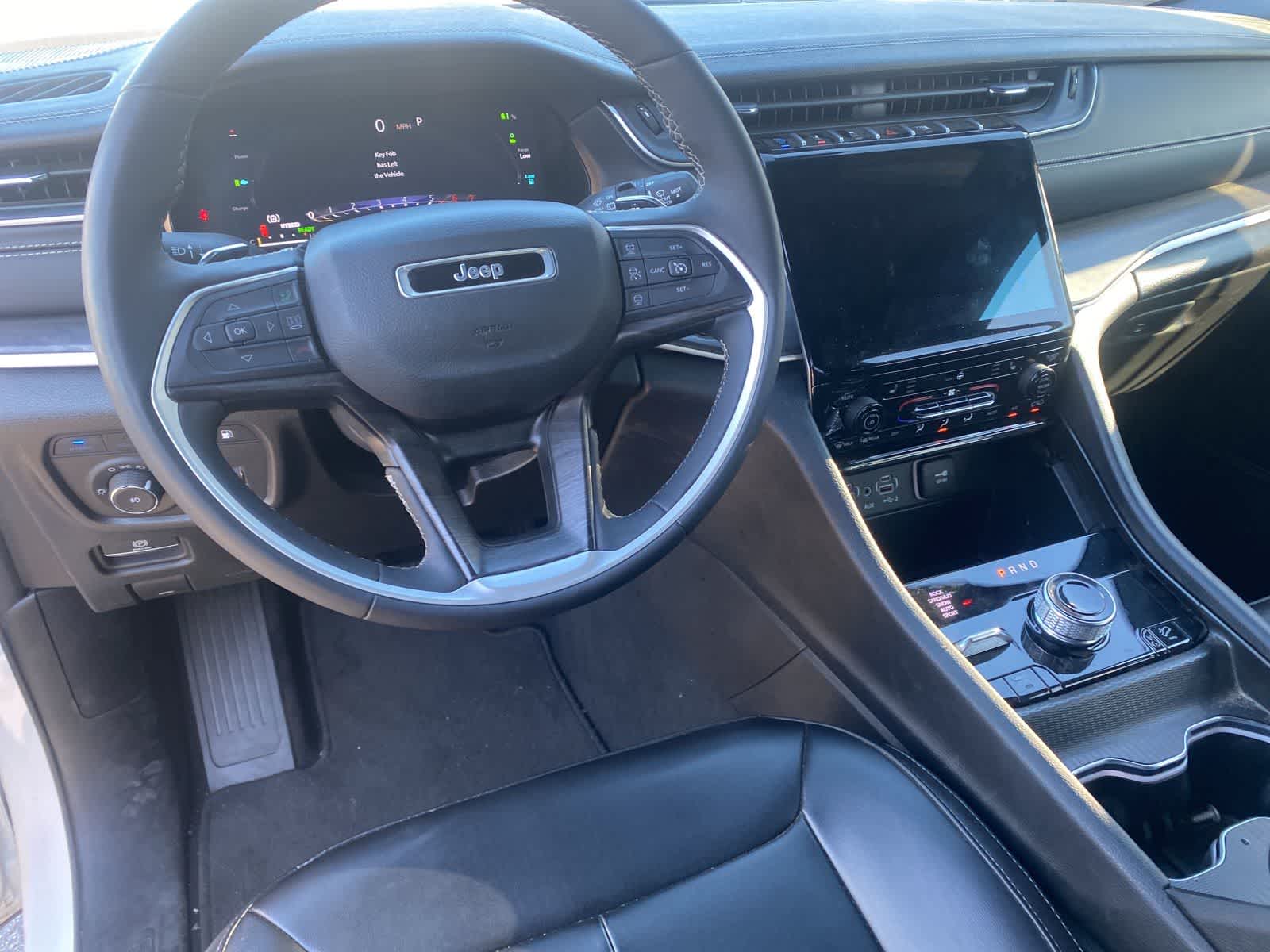 Thumbnail: 2024 Jeep Grand Cherokee - 11