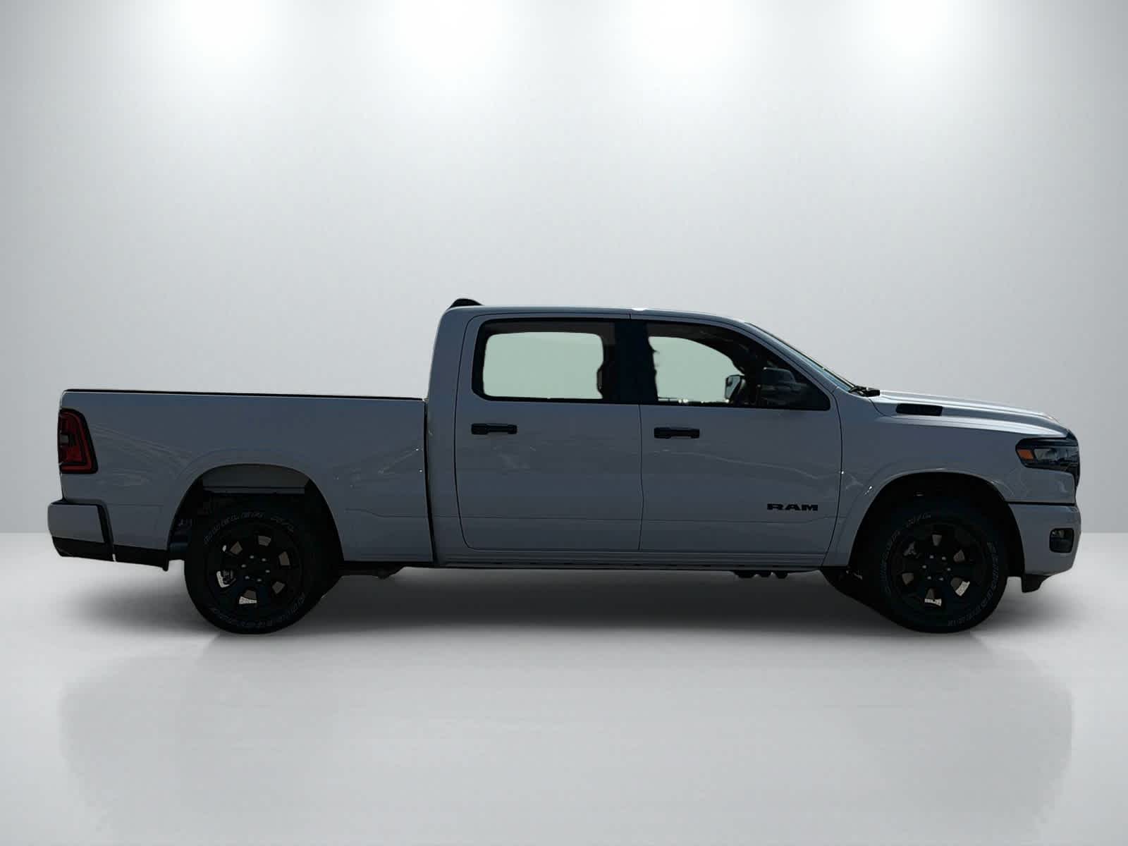 Thumbnail: 2026 RAM 1500 - 8
