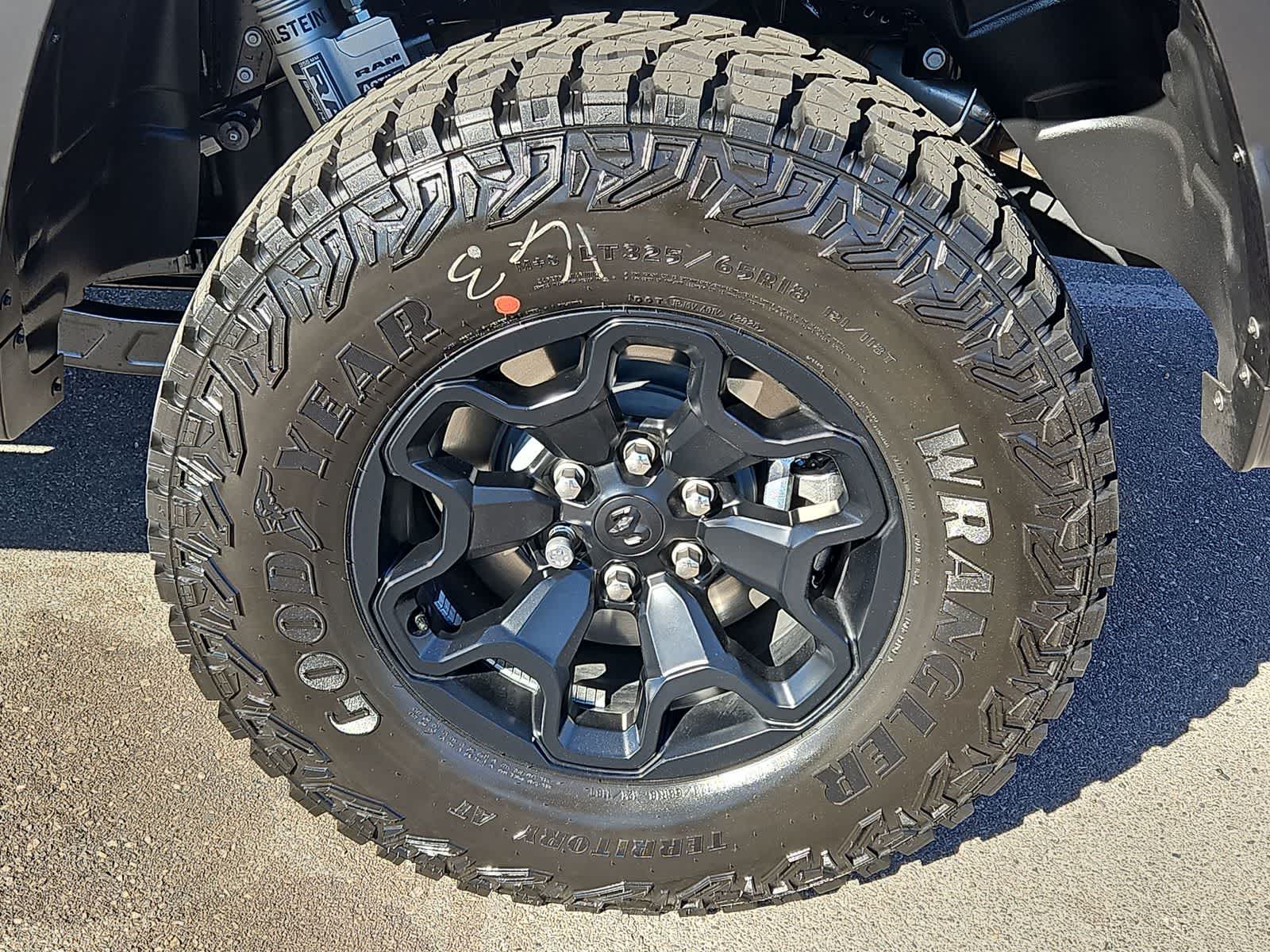 Thumbnail: 2026 RAM 1500 - 14