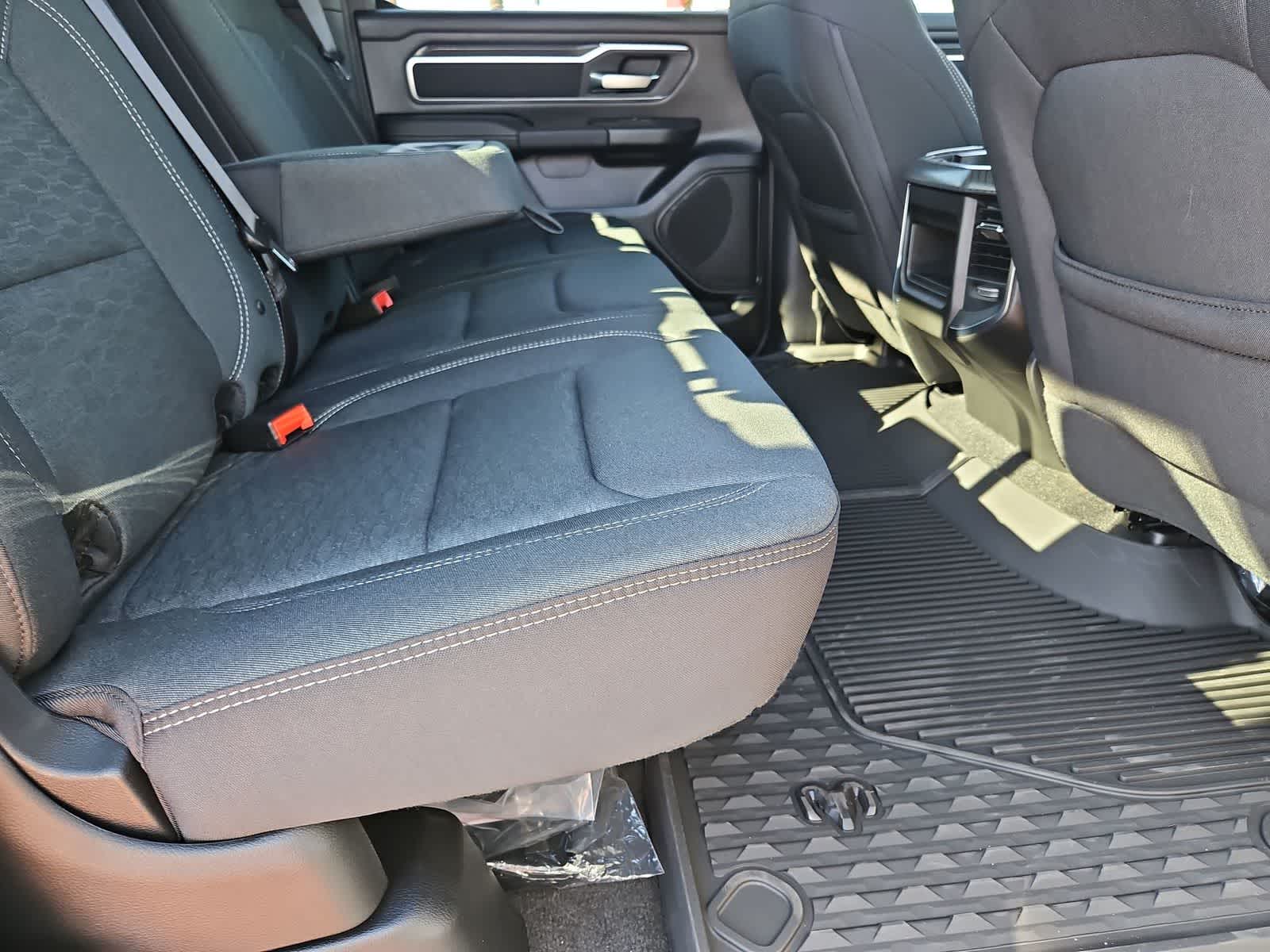 Thumbnail: 2026 RAM 1500 - 20