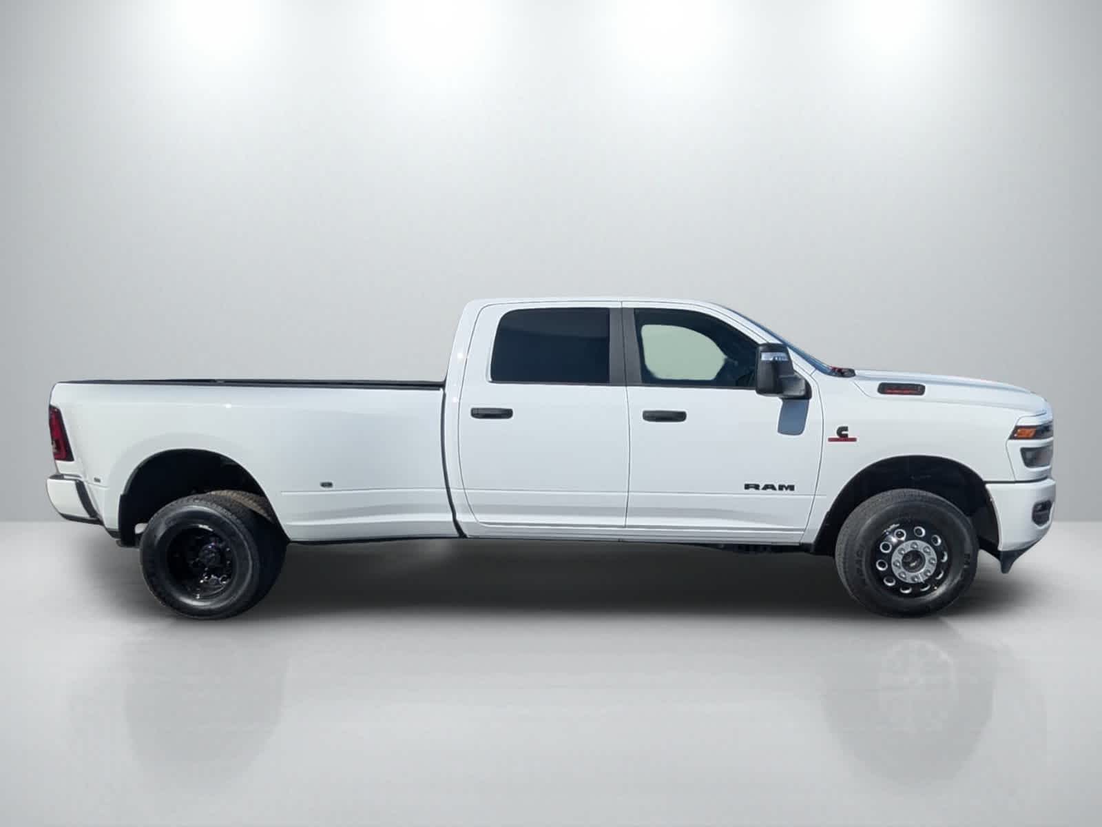Thumbnail: 2026 RAM 3500 - 8
