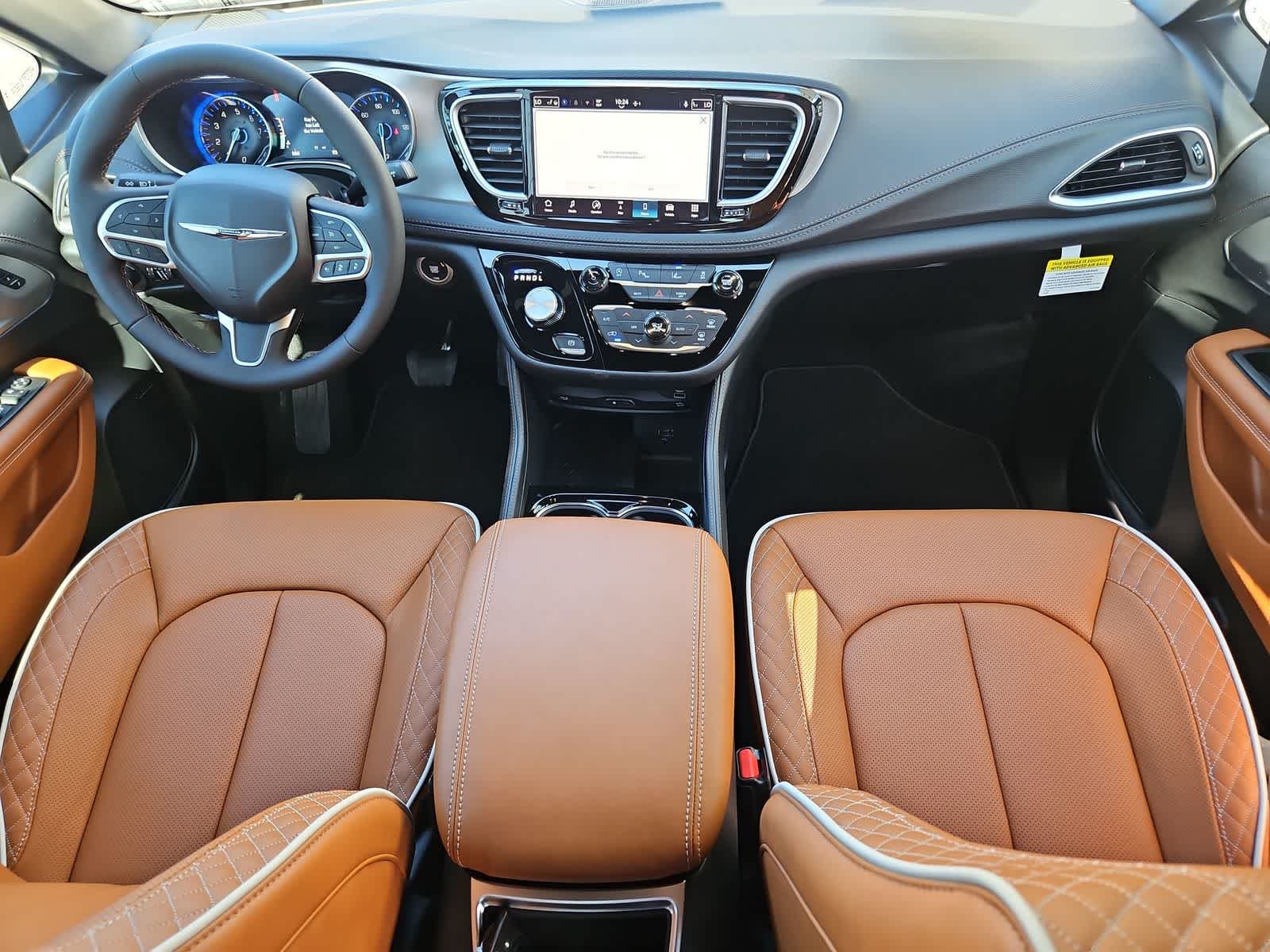 Thumbnail: 2026 Chrysler Pacifica - 15